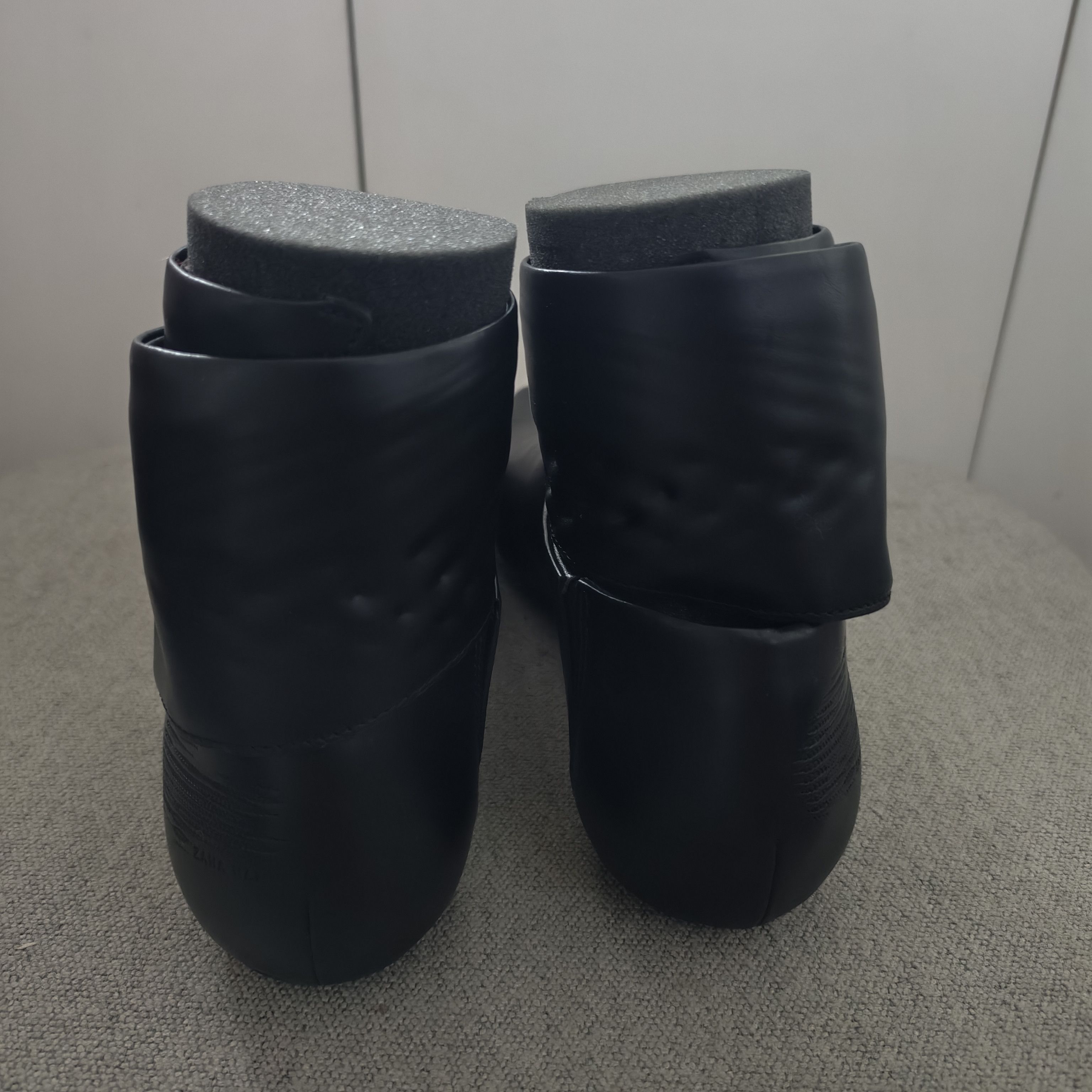Lacoste Zaha Hadid x Lacoste leather boots Size US 9.5 / EU 42-43 - 3 Thumbnail