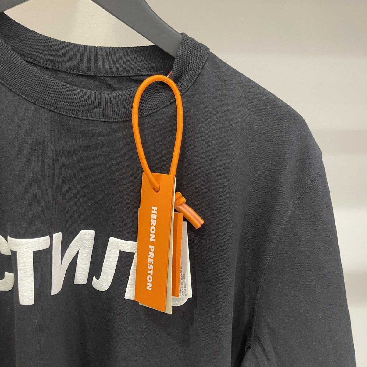 Heron Preston Heron Preston Logo Tee Size US S / EU 44-46 / 1 - 2 Thumbnail