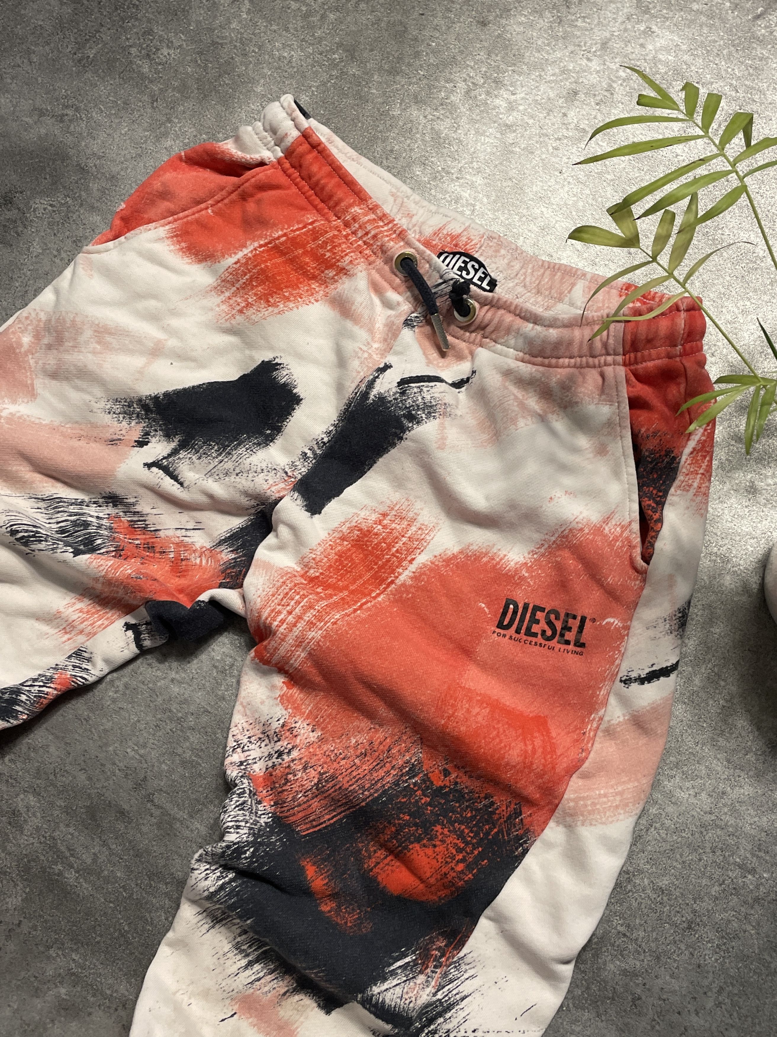 Diesel Diesel Sweatpants All Over Print Size US 26 / EU 42 - 3 Thumbnail