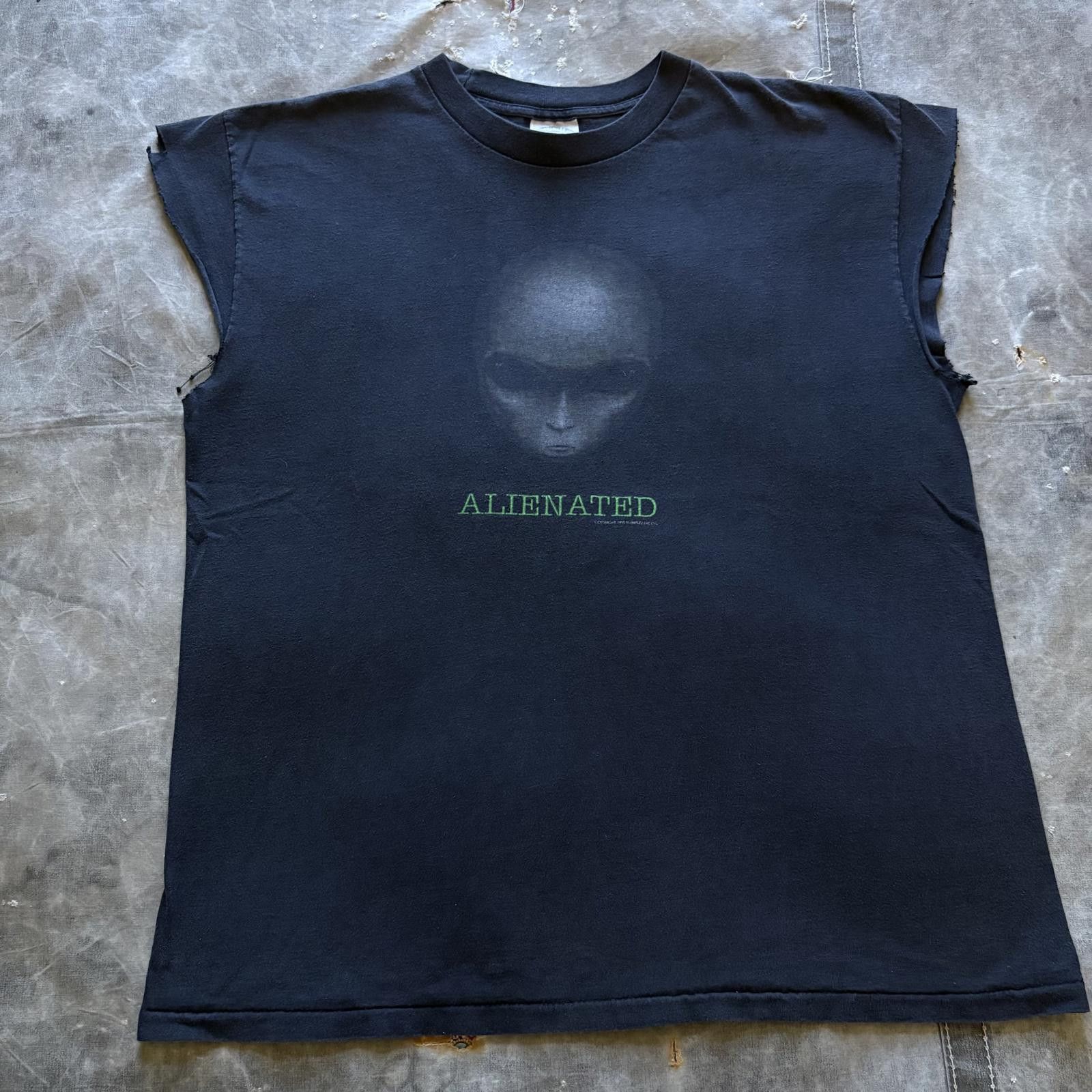 Alien Workshop Vintage Alien Workshop Alienated Jester Skate Cut Off Shirt Size US XL / EU 56 / 4 - 1 Thumbnail