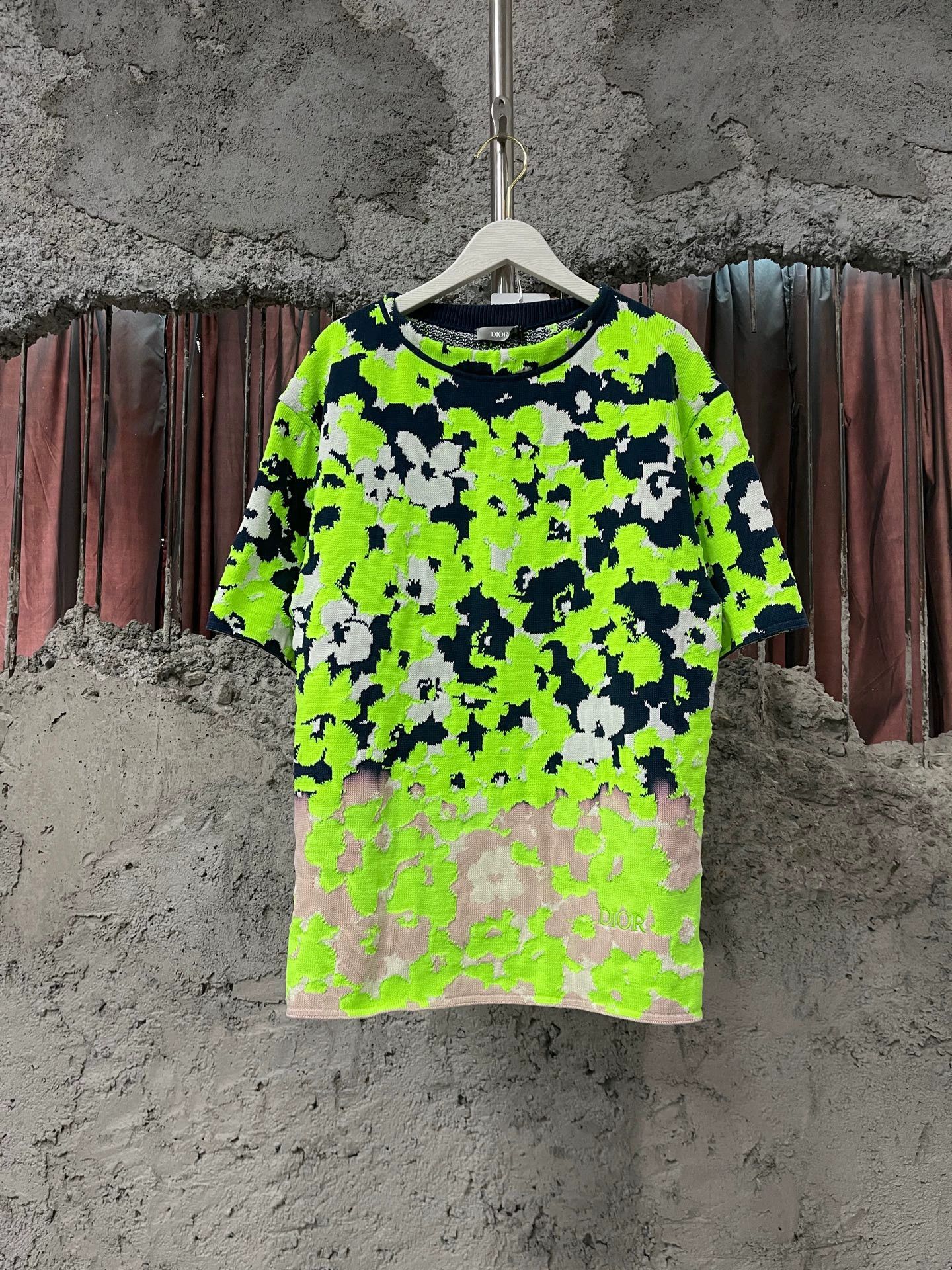 Dior Dior women's floral short-sleeve sweater xs Size XS / US 0-2 / IT 36-38 - 1 Thumbnail