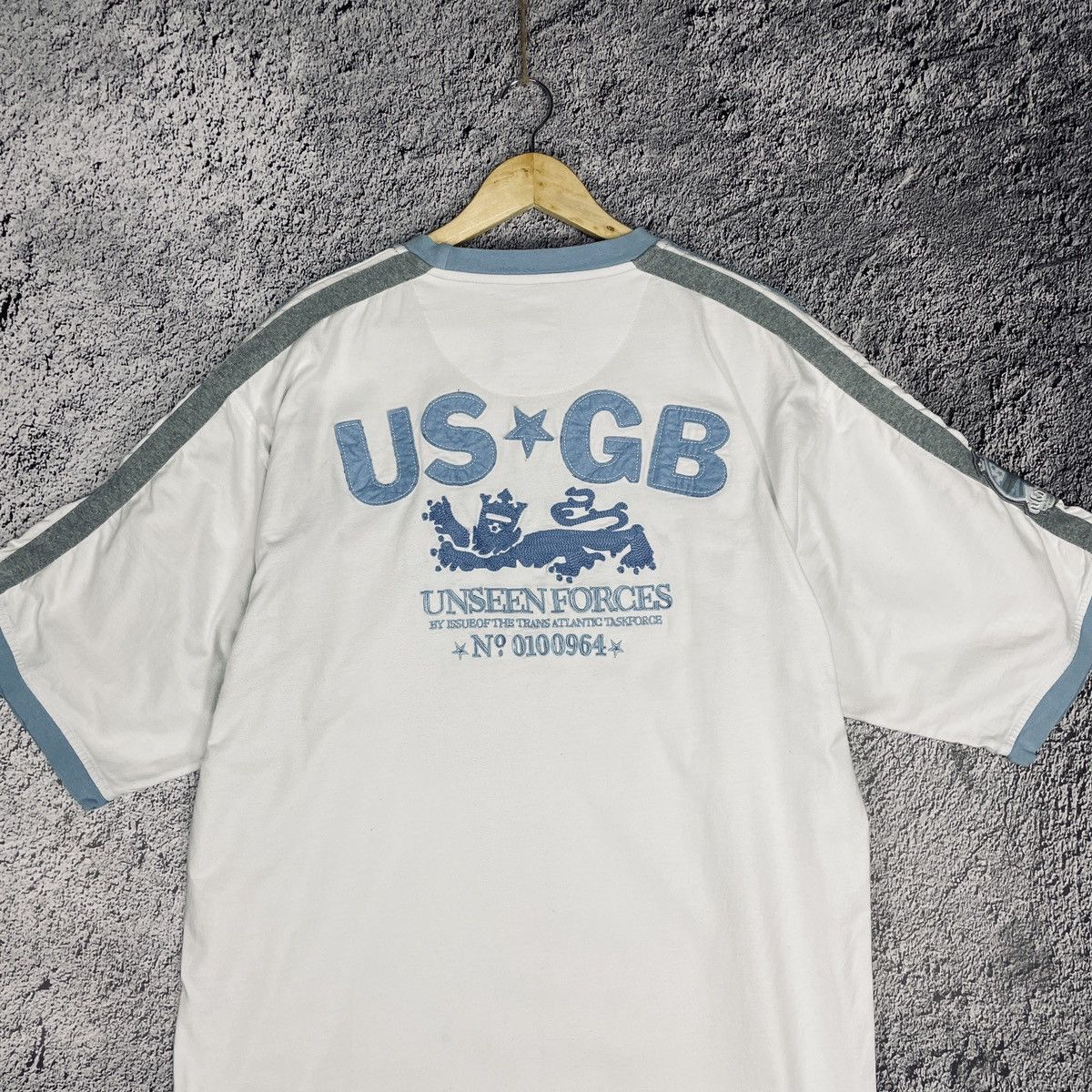 Akademiks × Vintage 💧VINTAGE💧 Akademiks Unseen Forces Hip Hop British flag Tee Size US XXL / EU 58 / 5 - 14 Thumbnail