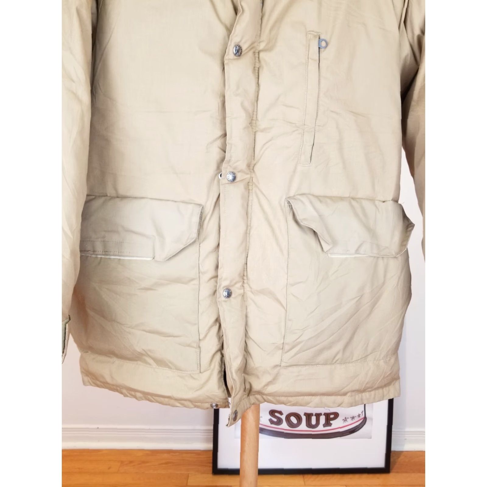The North Face VINTAGE The North Face BEIGE DOWN JACKET MEN M 80's PUFFER TAG BROWN SIZE MEDIUM Size US M / EU 48-50 / 2 - 3 Thumbnail