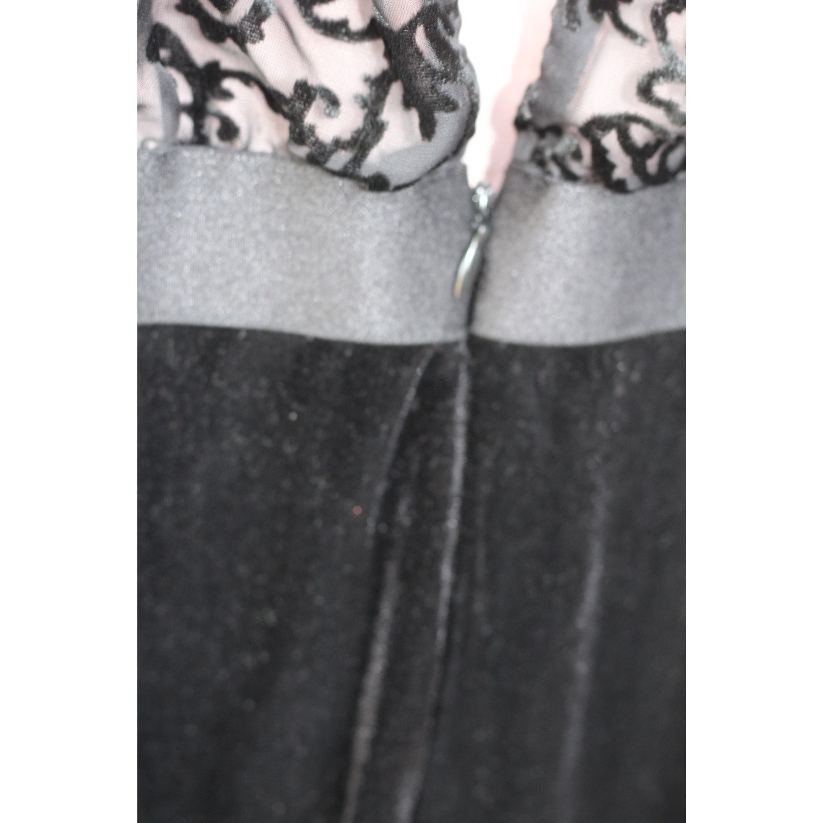 Target Basics New with Tags Xhilaration Velvet & Lace Knee-Length Dress XS Size XS / US 0-2 / IT 36-38 - 3 Thumbnail