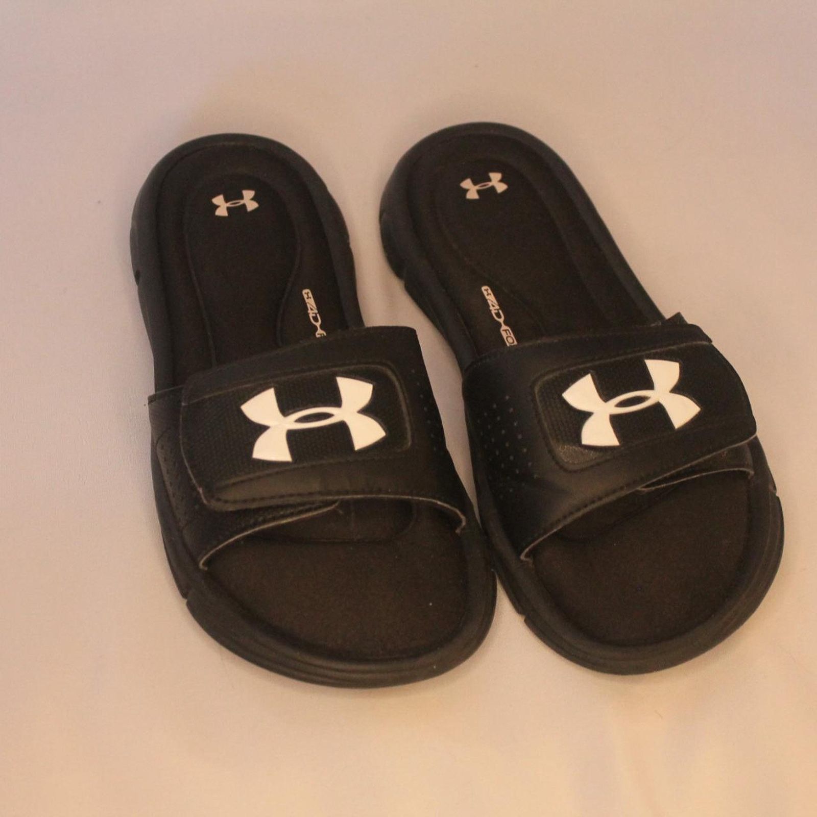 Under Armour Under armor slides Sz 4 Kids & Unisex / 6 women's Size US 6 / EU 39 - 2 Thumbnail