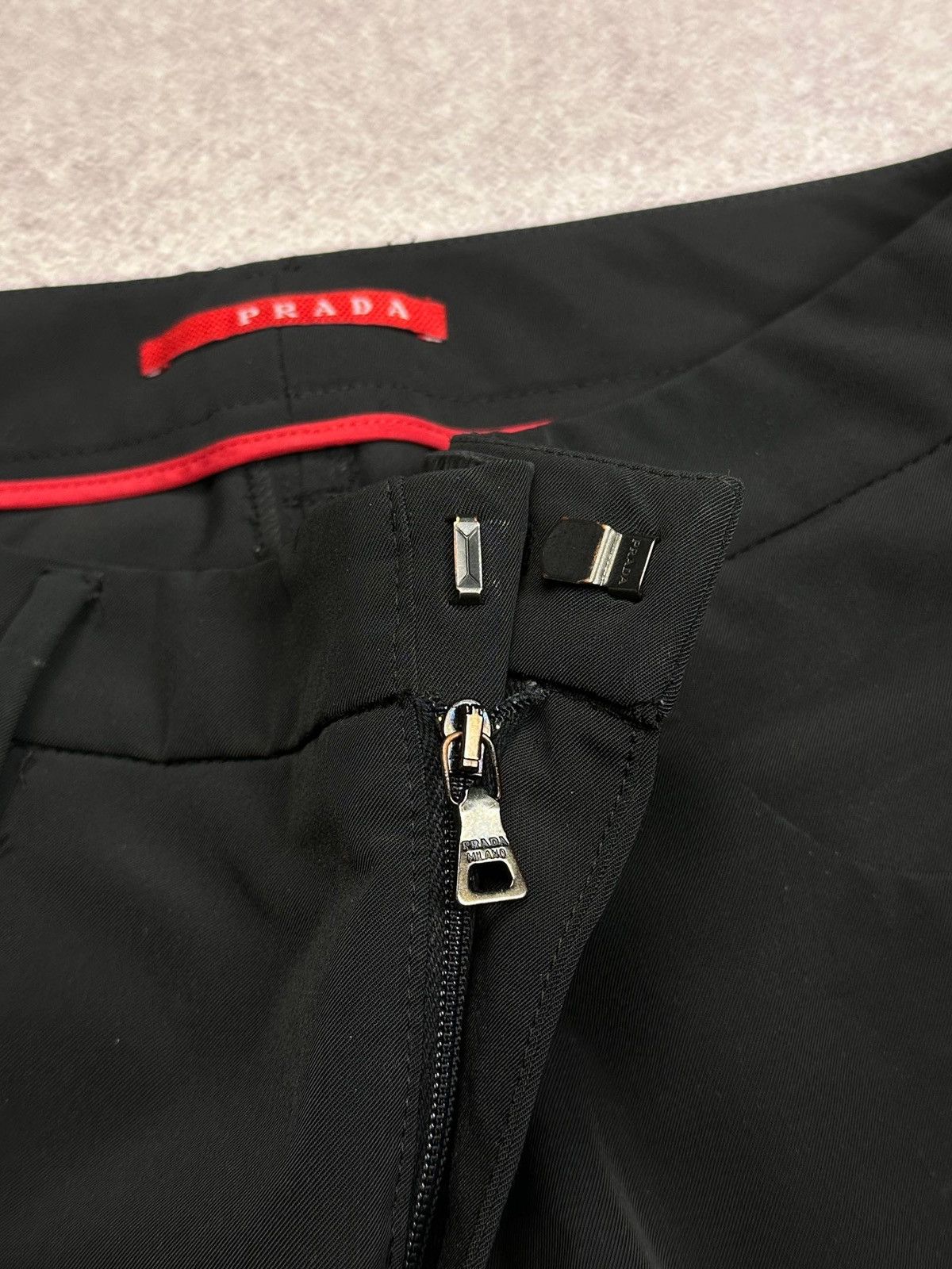 Prada Vintage Prada Womans Abstract Archival Pants Rare IT 42 Size 28" / US 6 / IT 42 - 8 Thumbnail