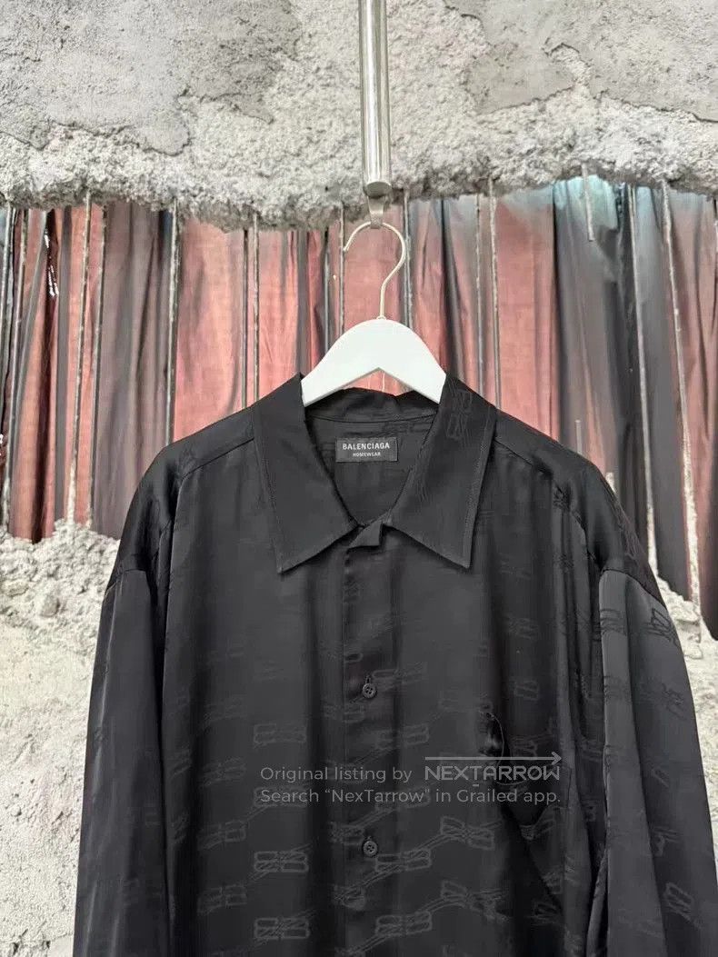 Balenciaga Balenciaga Silk Short Sleeve Shirt. Size US XS / EU 42 / 0 - 3 Thumbnail