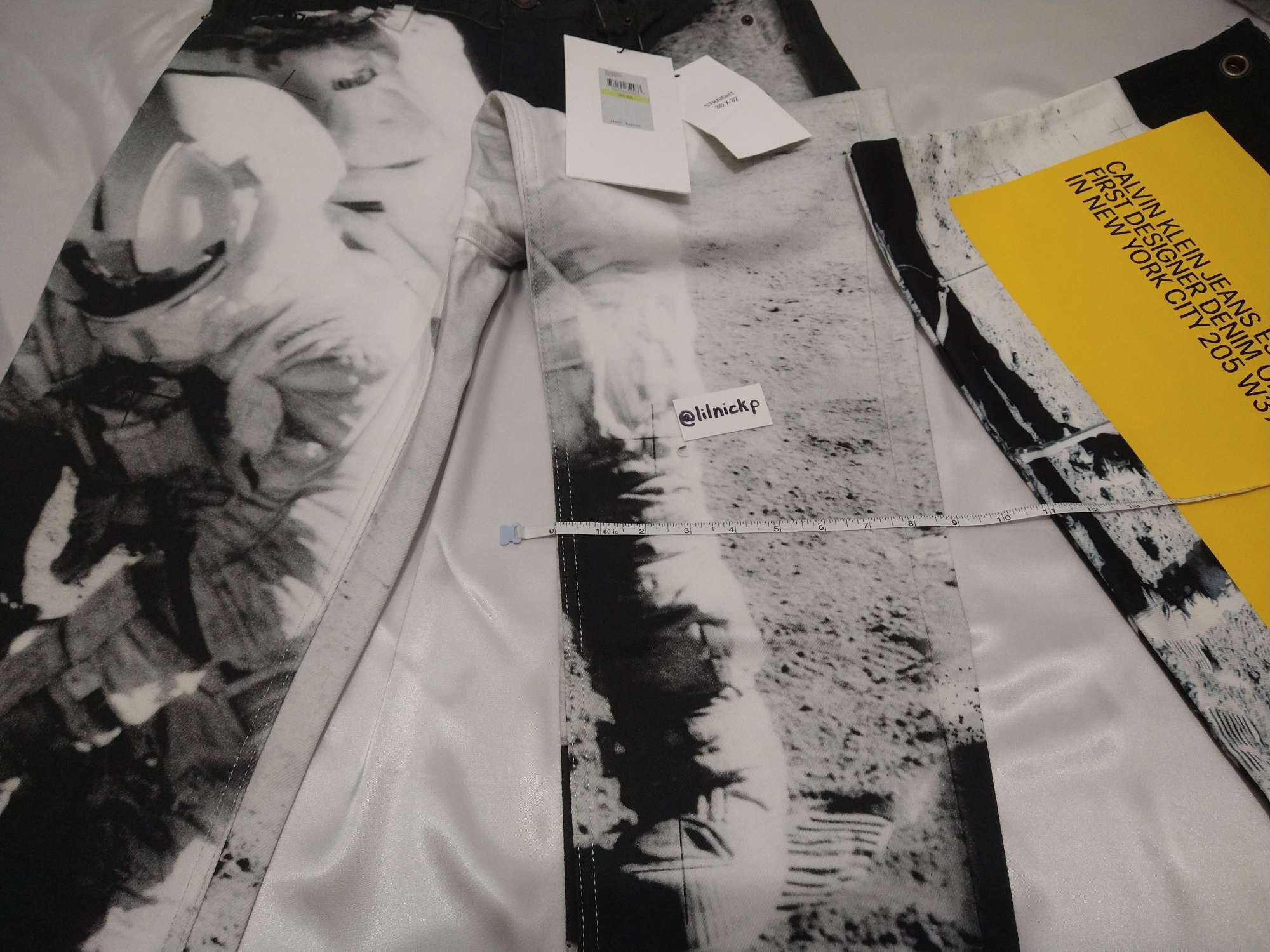 Calvin Klein 205W39NYC EST. 1978 Straight Leg Moon Landings Jeans Size US 30 / EU 46 - 9 Thumbnail