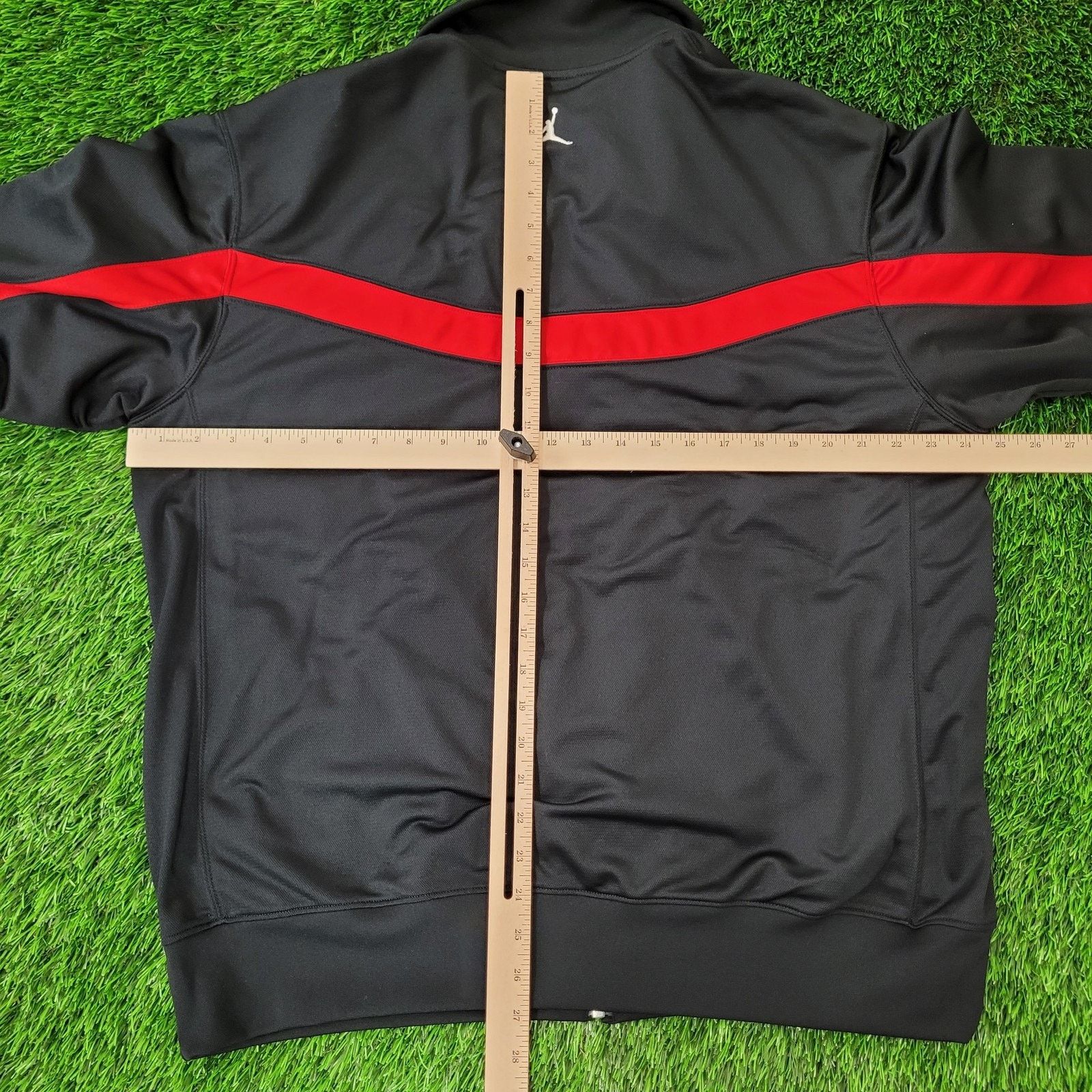 Vintage NIKE Jordan Jumpman Track Jacket Large 25x27 Baggy Black Red Size US L / EU 52-54 / 3 - 15 Thumbnail