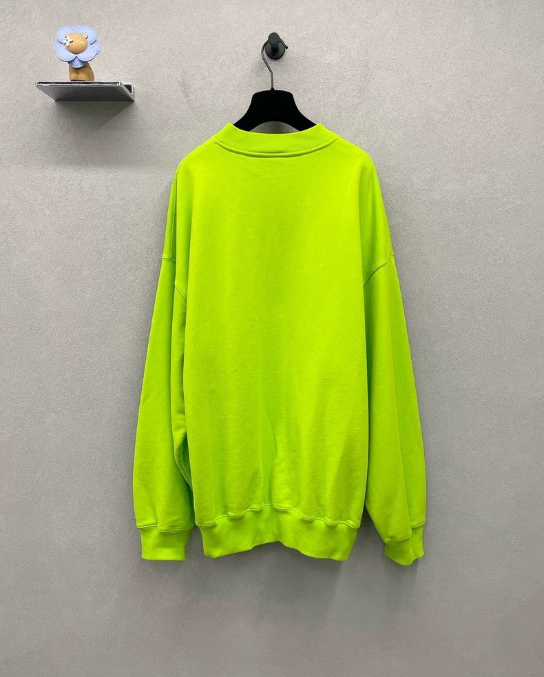 Balenciaga Balenciaga Apple green sweater Size US S / EU 44-46 / 1 - 2 Thumbnail