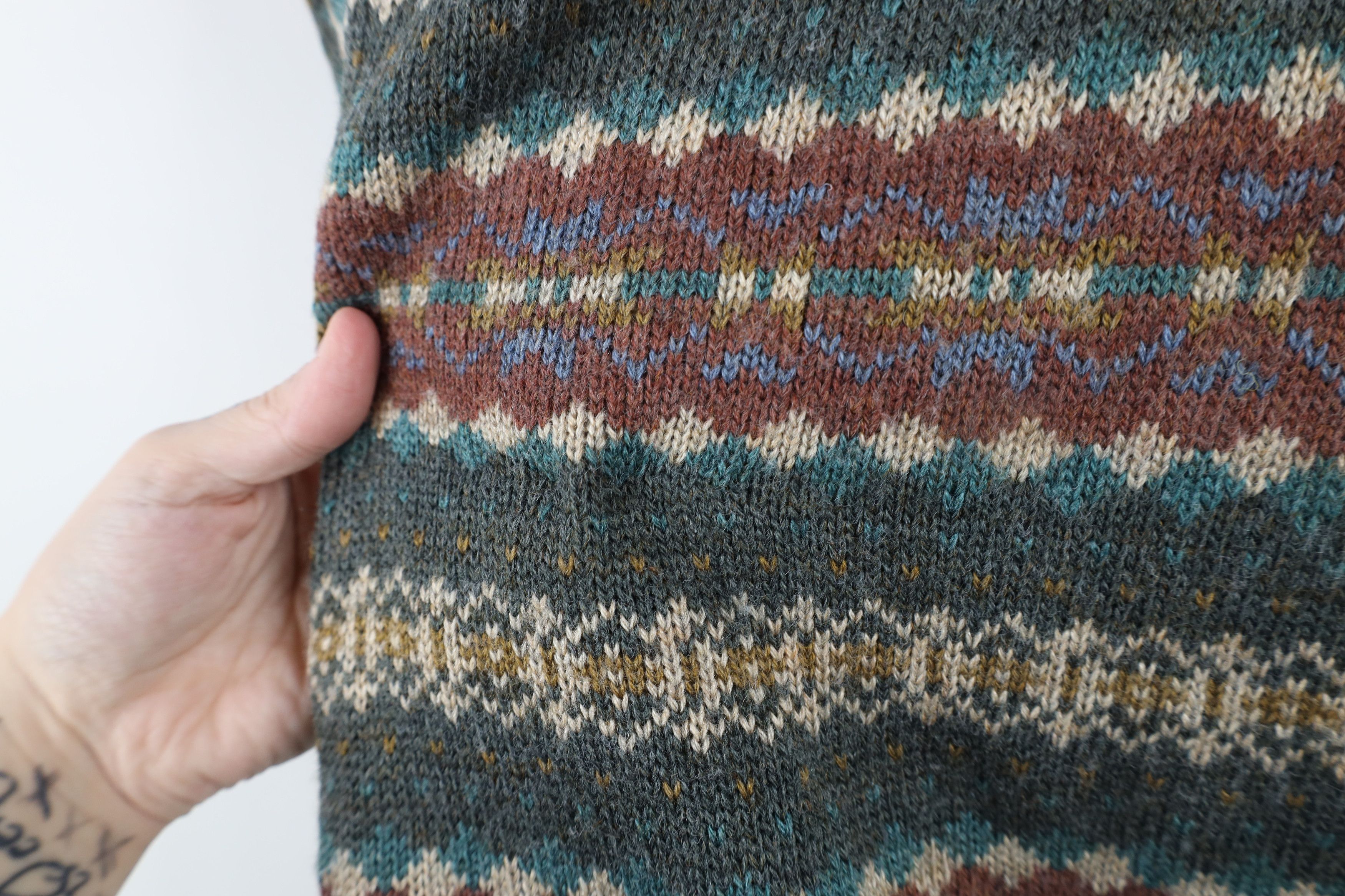 Vintage Vintage 90s Streetwear Blend Rainbow Fair Isle Knit Sweater Size US L / EU 52-54 / 3 - 10 Thumbnail