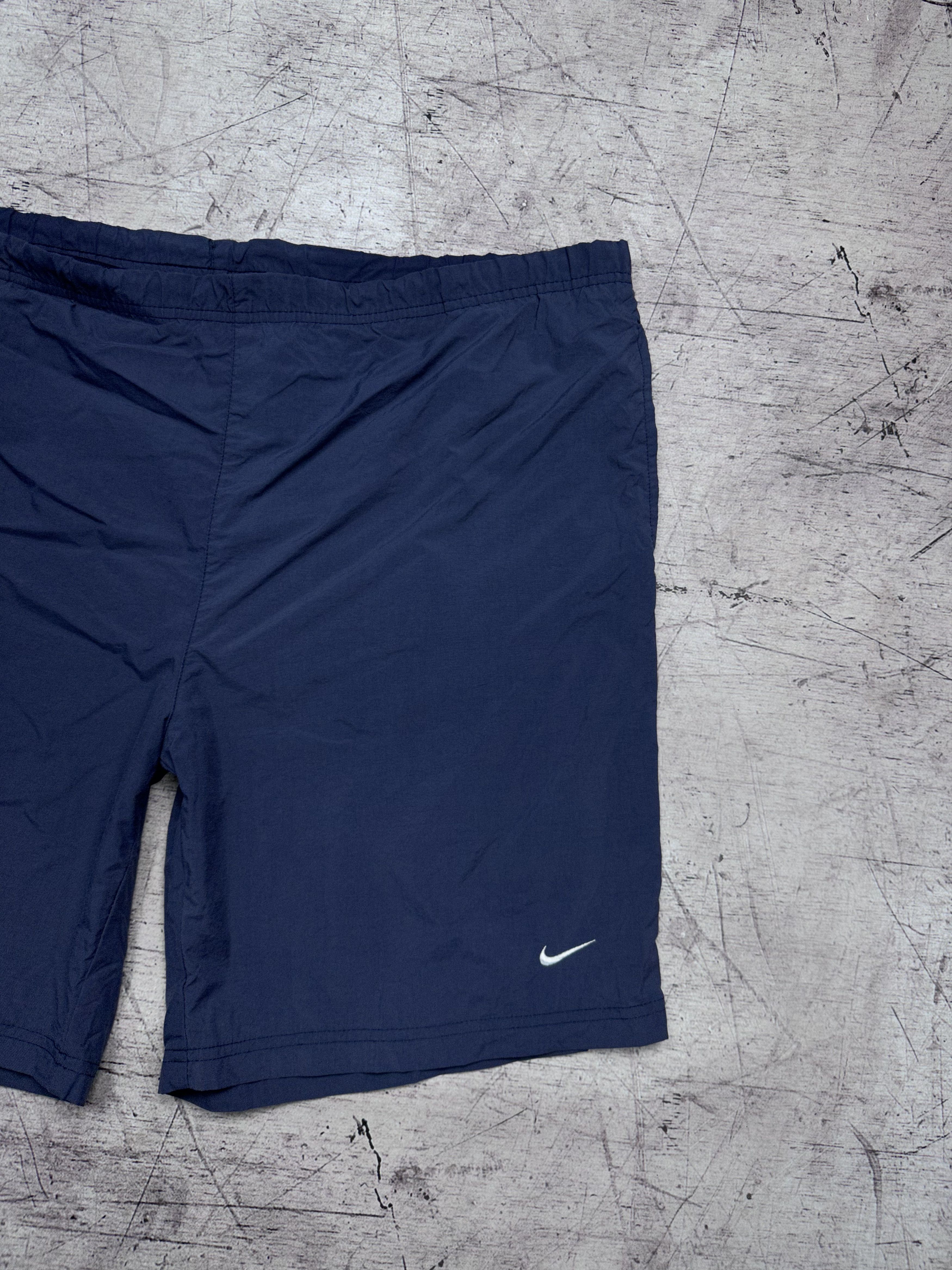Nike Nike 90s Vintage Mens Nylon Shorts Size US 34 / EU 50 - 2 Thumbnail