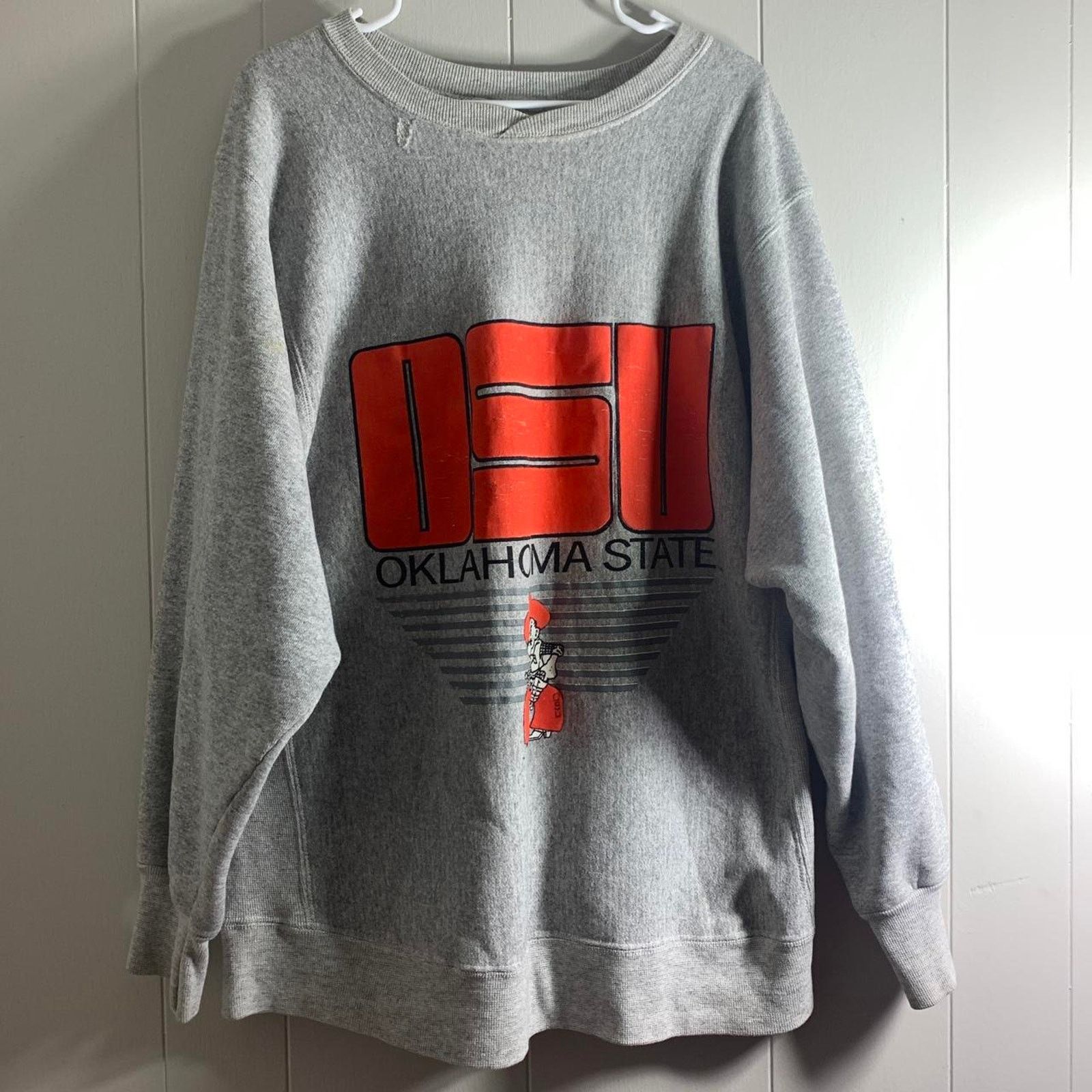 Hanes vintage 80s NCAA OKLAHOMA STATE UNIVERSITY pullover crewneck Size US XL / EU 56 / 4 - 2 Thumbnail