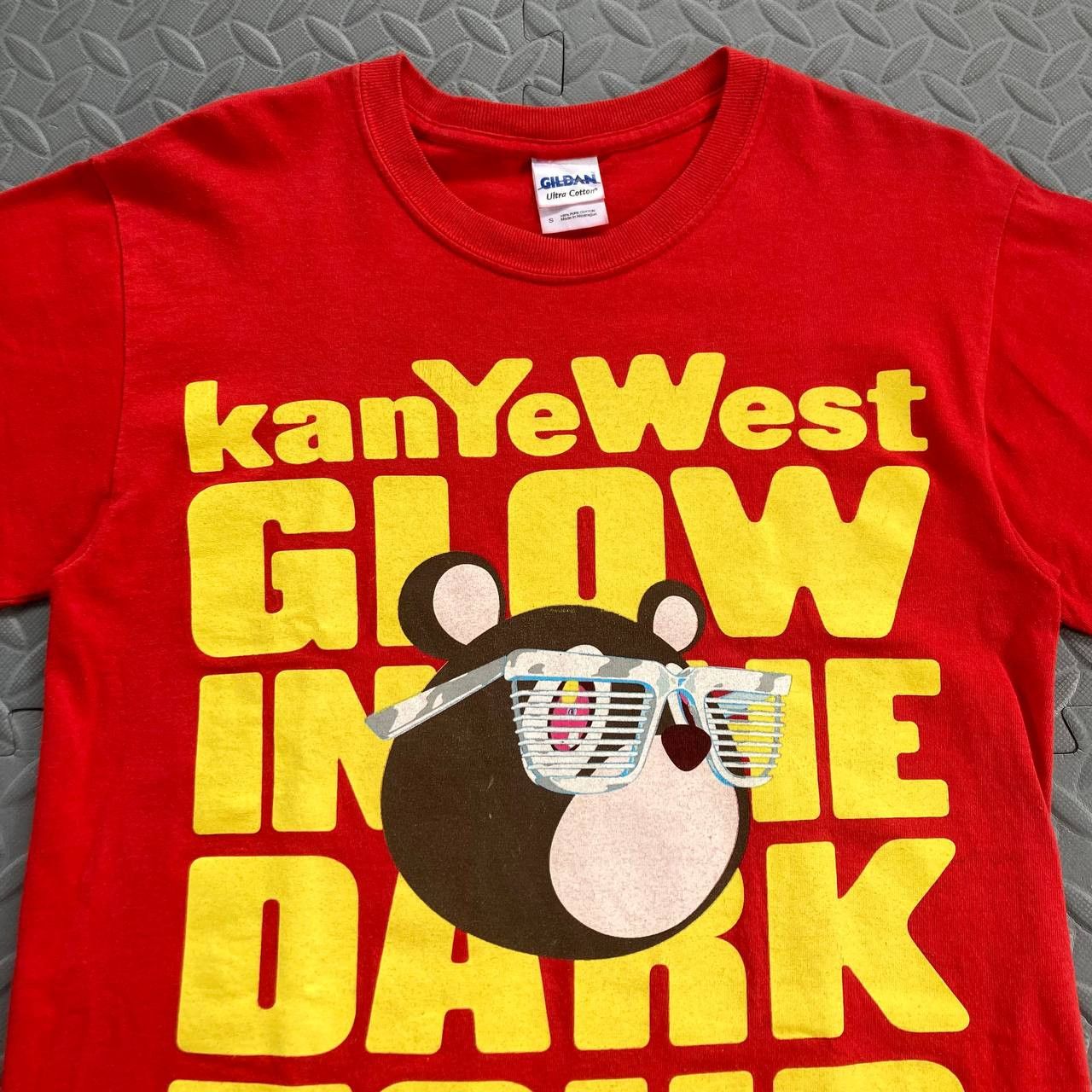 Kanye West 2007 “Glow in the Dark Tour” Rap Tee Size US S / EU 44-46 / 1 - 4 Thumbnail