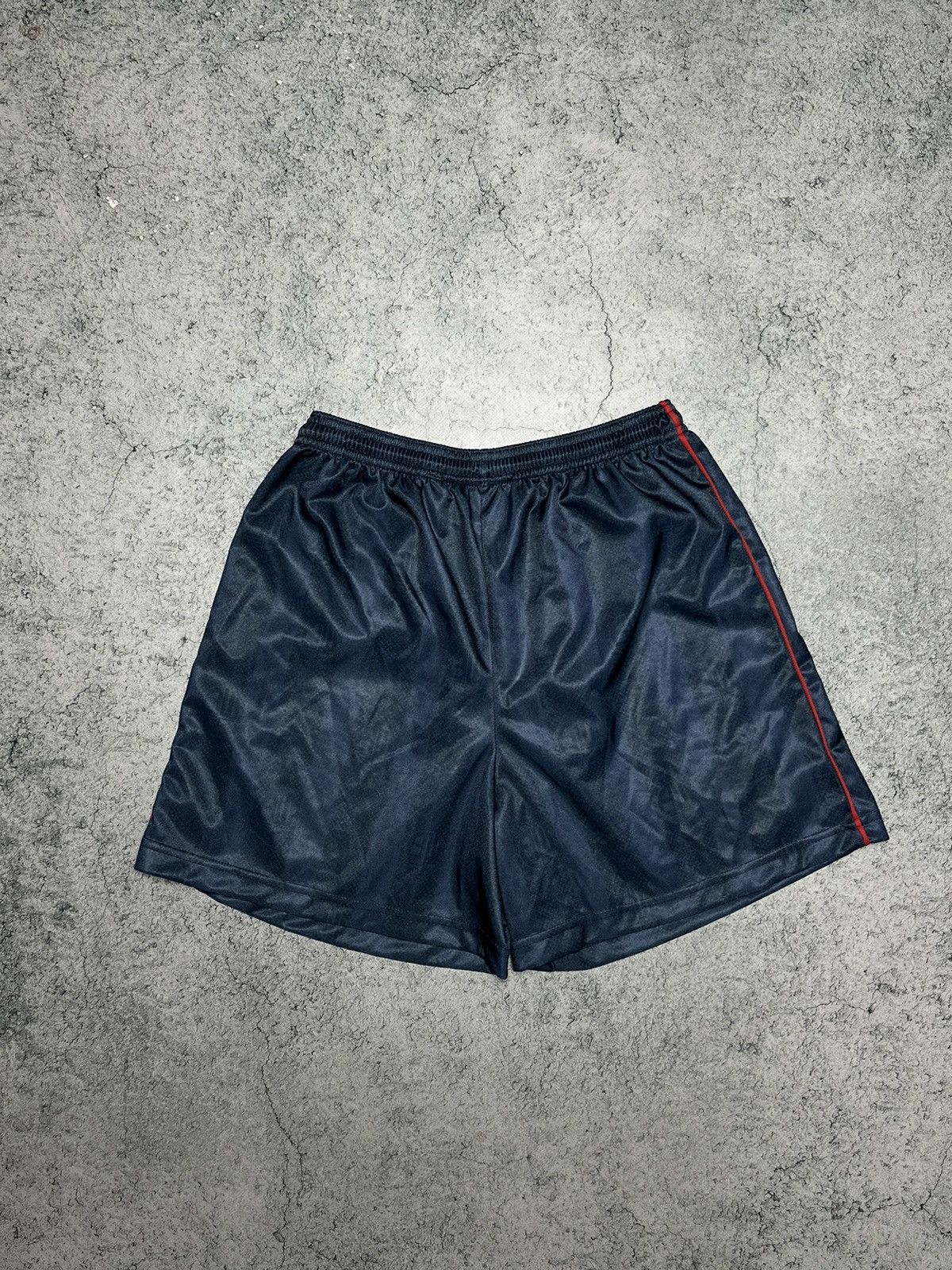 Reebok Vintage Reebok Bolton Wanderers Shorts Size US 30 / EU 46 - 4 Thumbnail