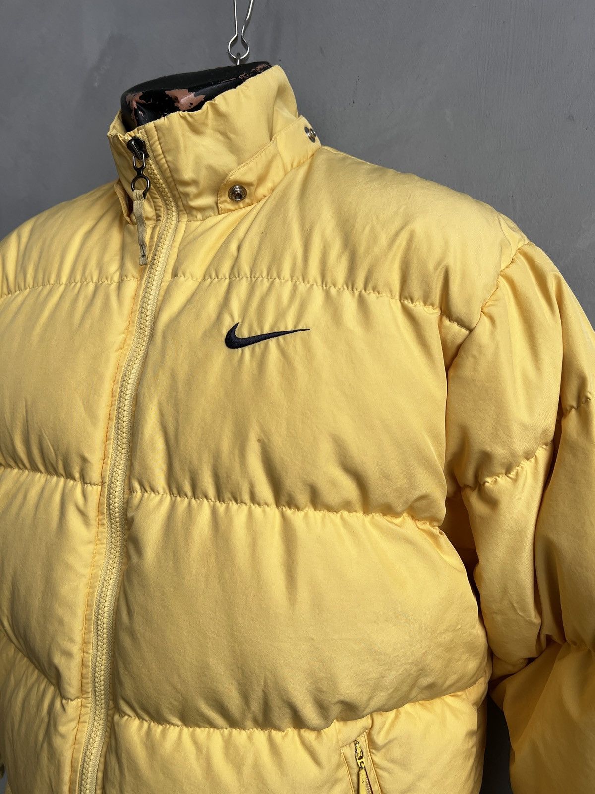 Nike Nike retro big logo swoosh hype puffer jacket y2k Size US S / EU 44-46 / 1 - 4 Thumbnail