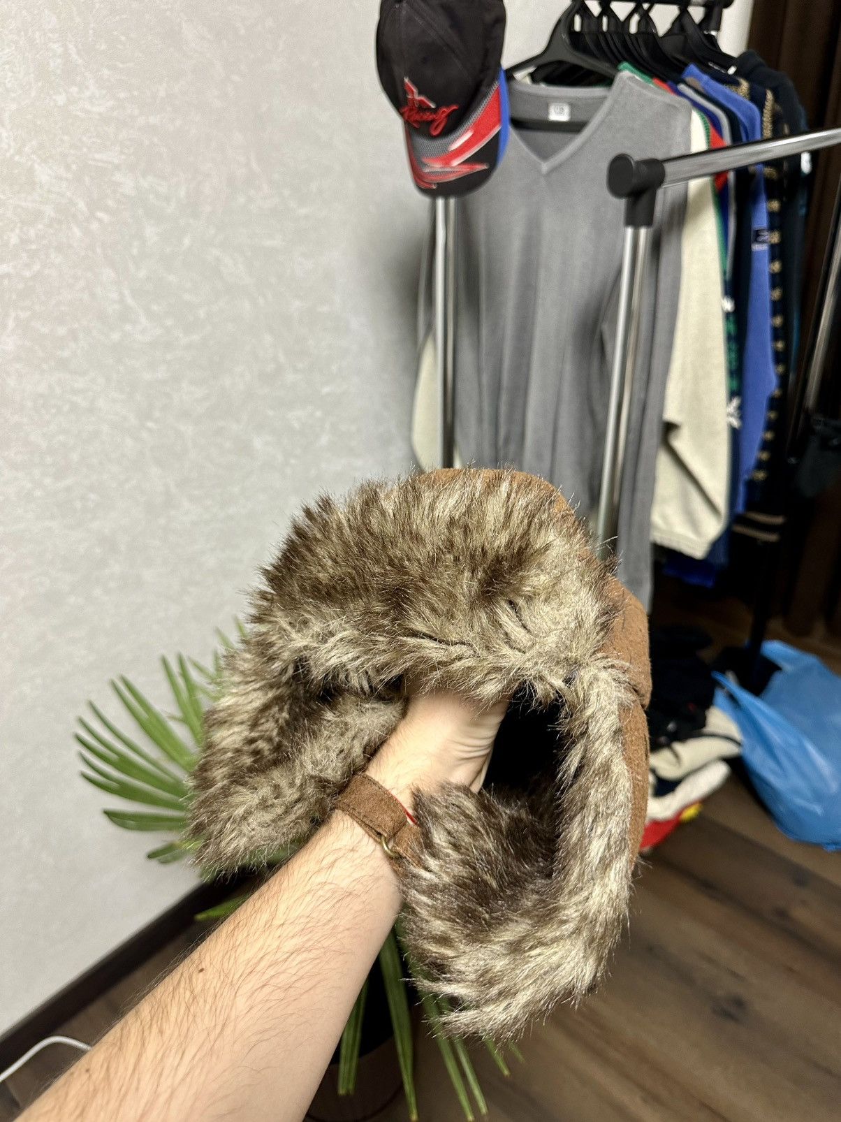 Other Ushanka Trapper Hat Furry Mohair Fuzzy Y2K Size ONE SIZE - 1 Thumbnail