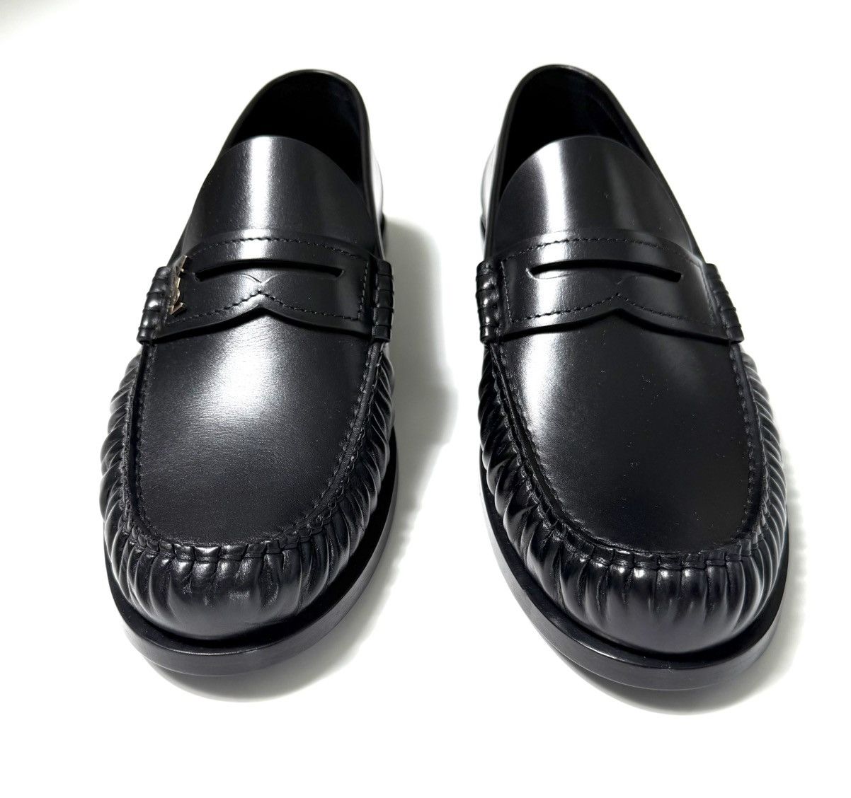 Saint Laurent Paris Saint Laurent YSL Smooth leather loafers Size US 9 / EU 42 - 4 Thumbnail