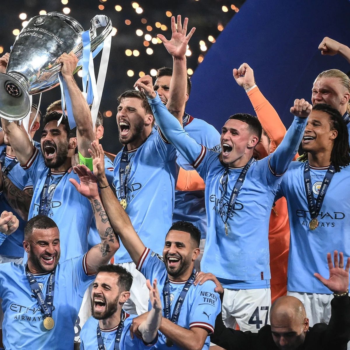 Puma Manchester City 22/23 champions league final #8 Gundogan Size US L / EU 52-54 / 3 - 12 Thumbnail