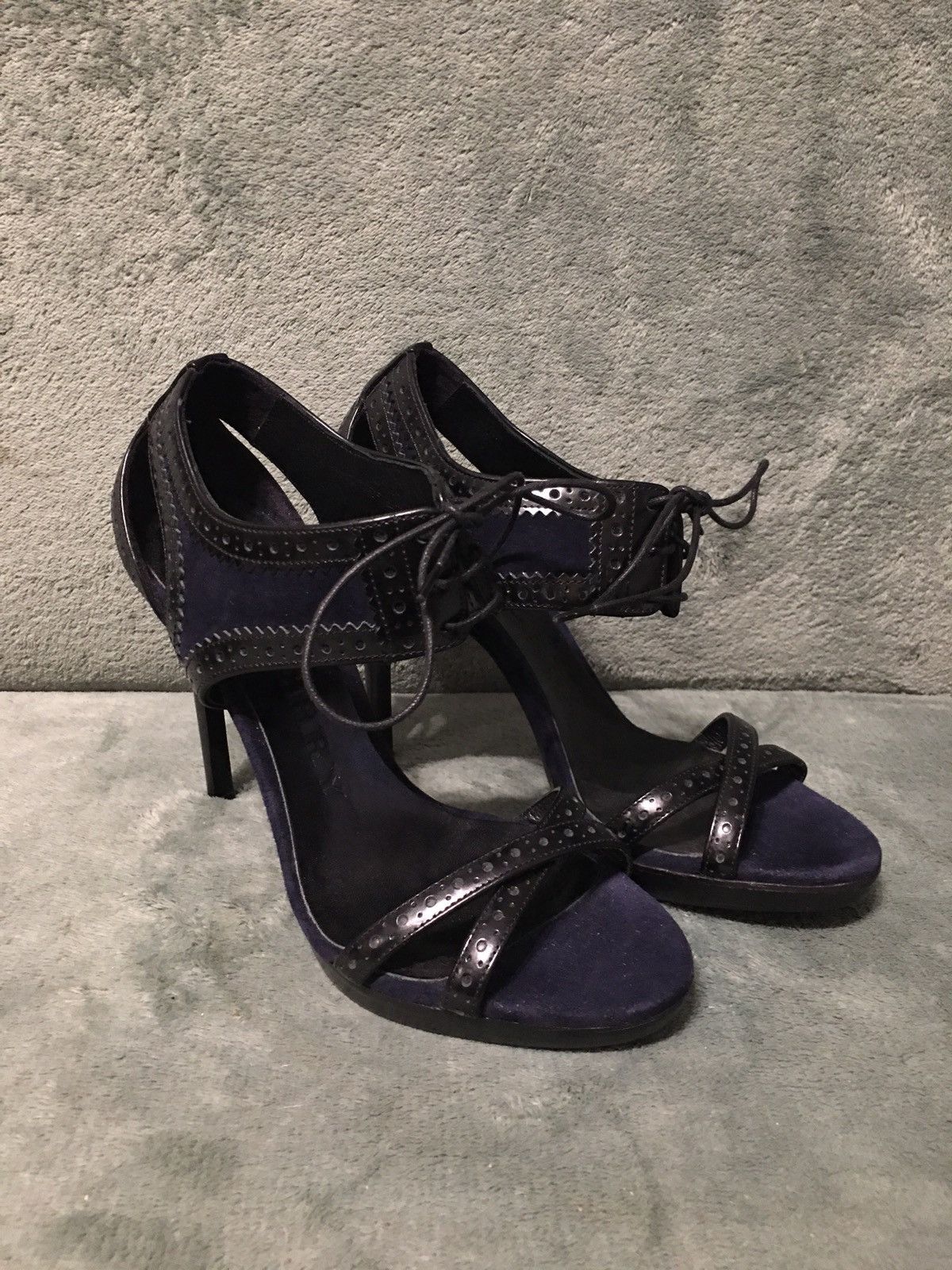 Burberry Burberry Suede Heels Stiletto Leather Trim Navy Blue EU 37 Size US 7 / IT 37 - 4 Thumbnail