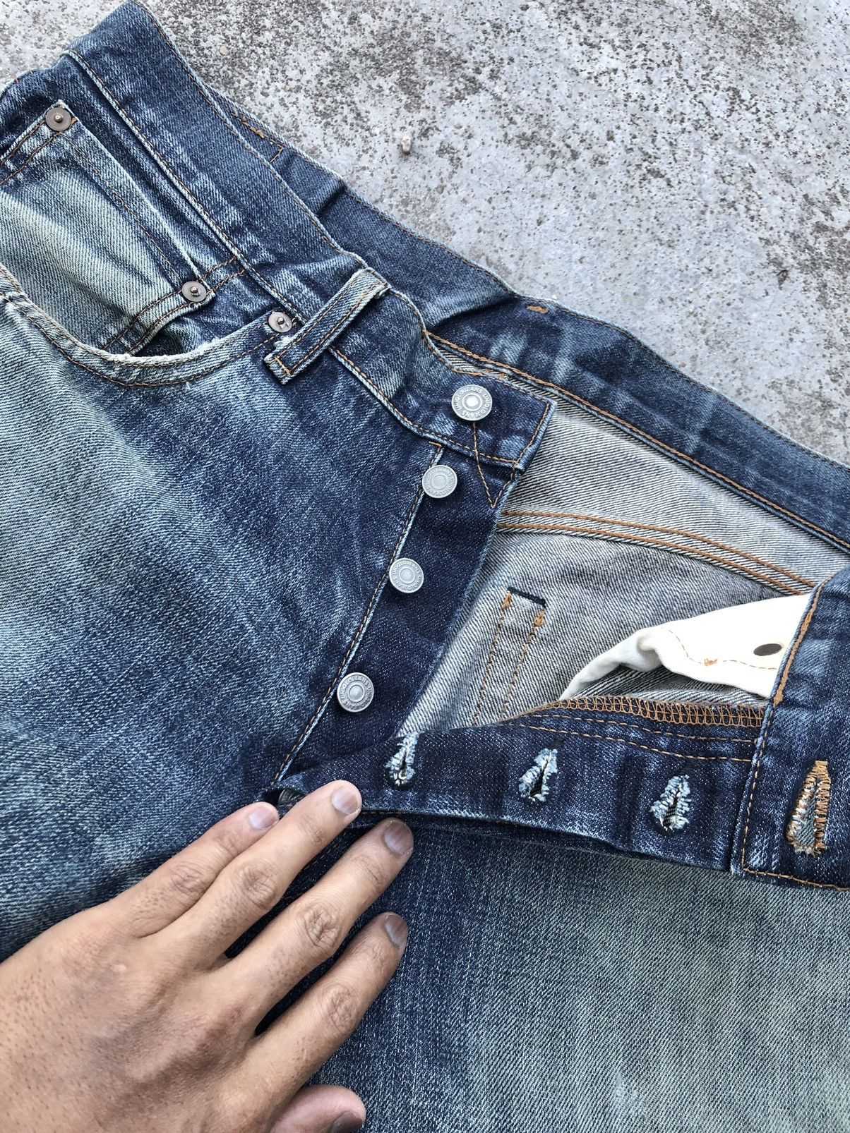 Uniqlo WIDE LEG⚡️⚡️VINTAGE UNIQLO SELVEDGE DISTRESSED DENIM Size US 34 / EU 50 - 3 Thumbnail