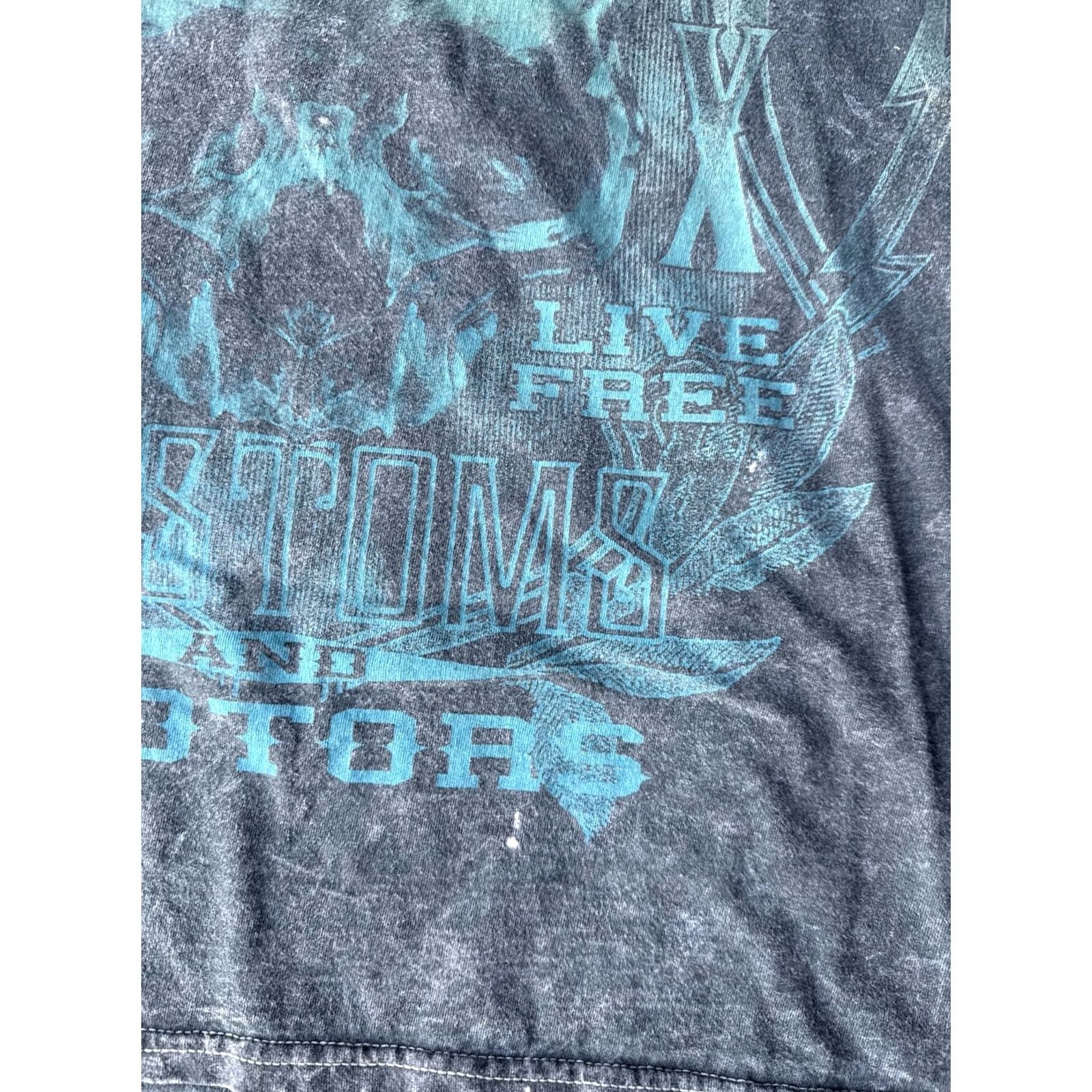 Tapout VINTAGE Helix Skull T-Shirt XL Gray 100% Cotton Crew Neck Short Sleeve Graphic Print Men Grunge Punk Y2K Style Size US XL / EU 56 / 4 - 4 Thumbnail