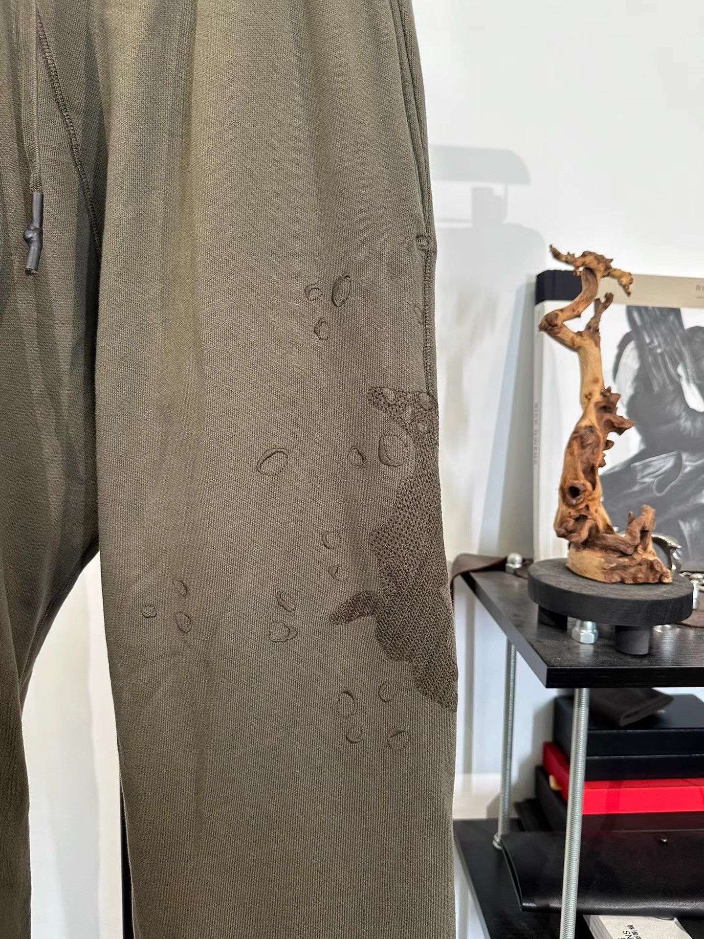11 By Boris Bidjan Saberi 11by BBS P3 Stitched Sweatpants K35 Size US 37 - 5 Thumbnail