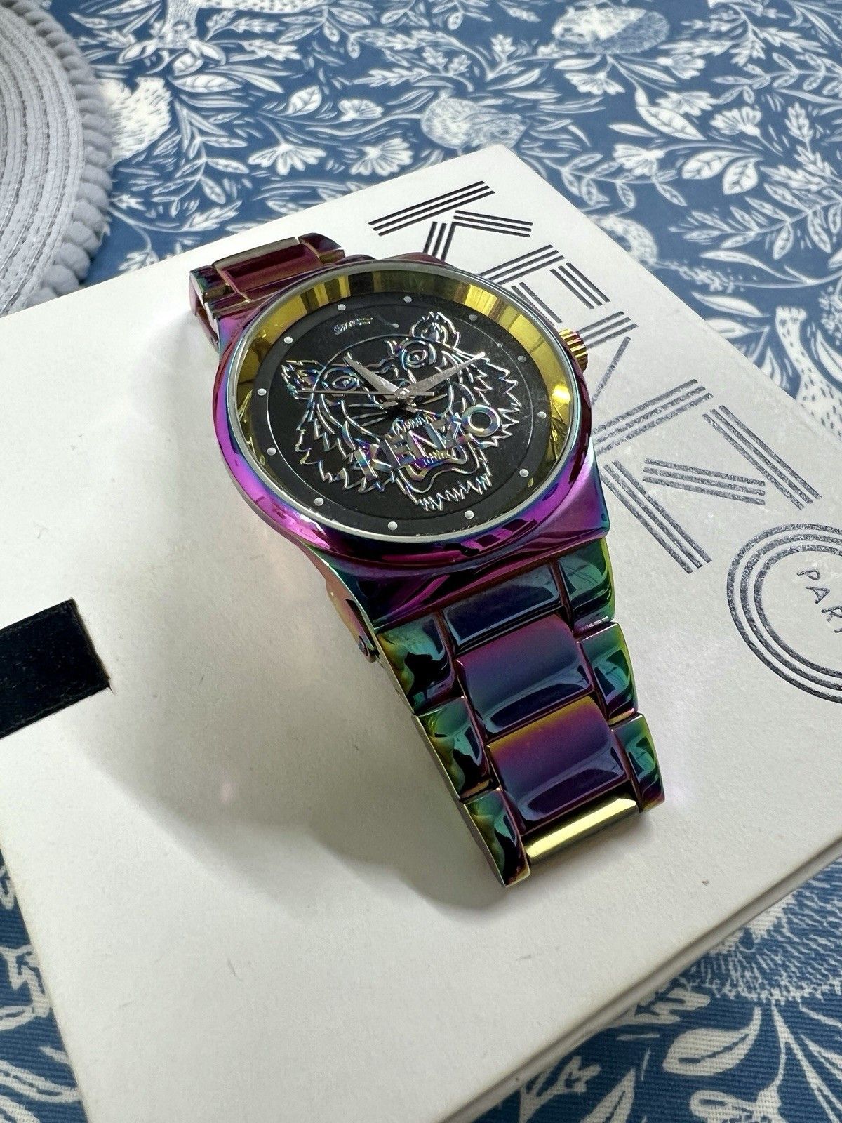 Kenzo Kenzo Rainbow Tiger Multi Coloured Watch Size 38 - 6 Thumbnail