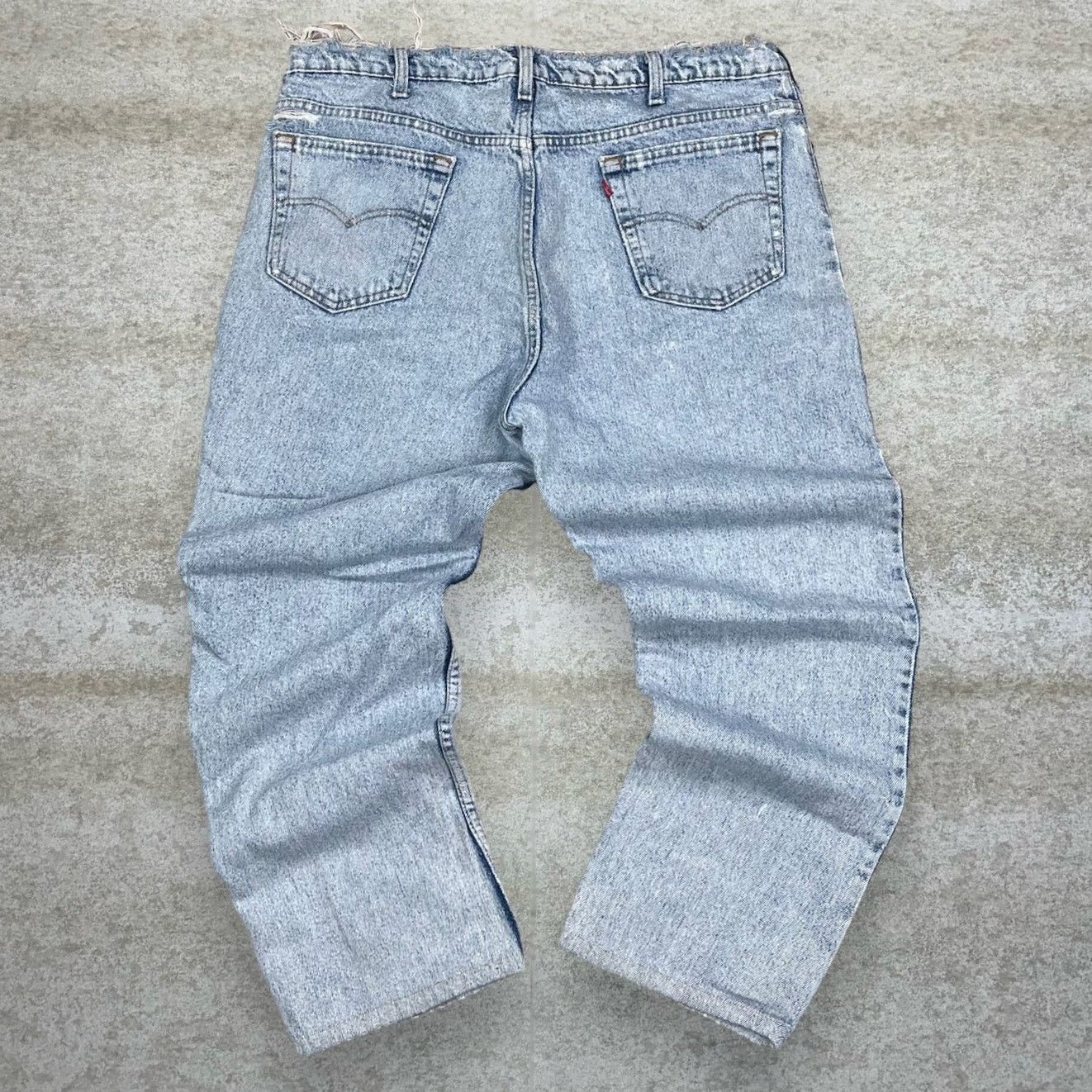Levi's Vintage 80s Levis Jeans 540 40x28 Relaxed Fit Light Wash Size US 40 / EU 56 - 1 Thumbnail