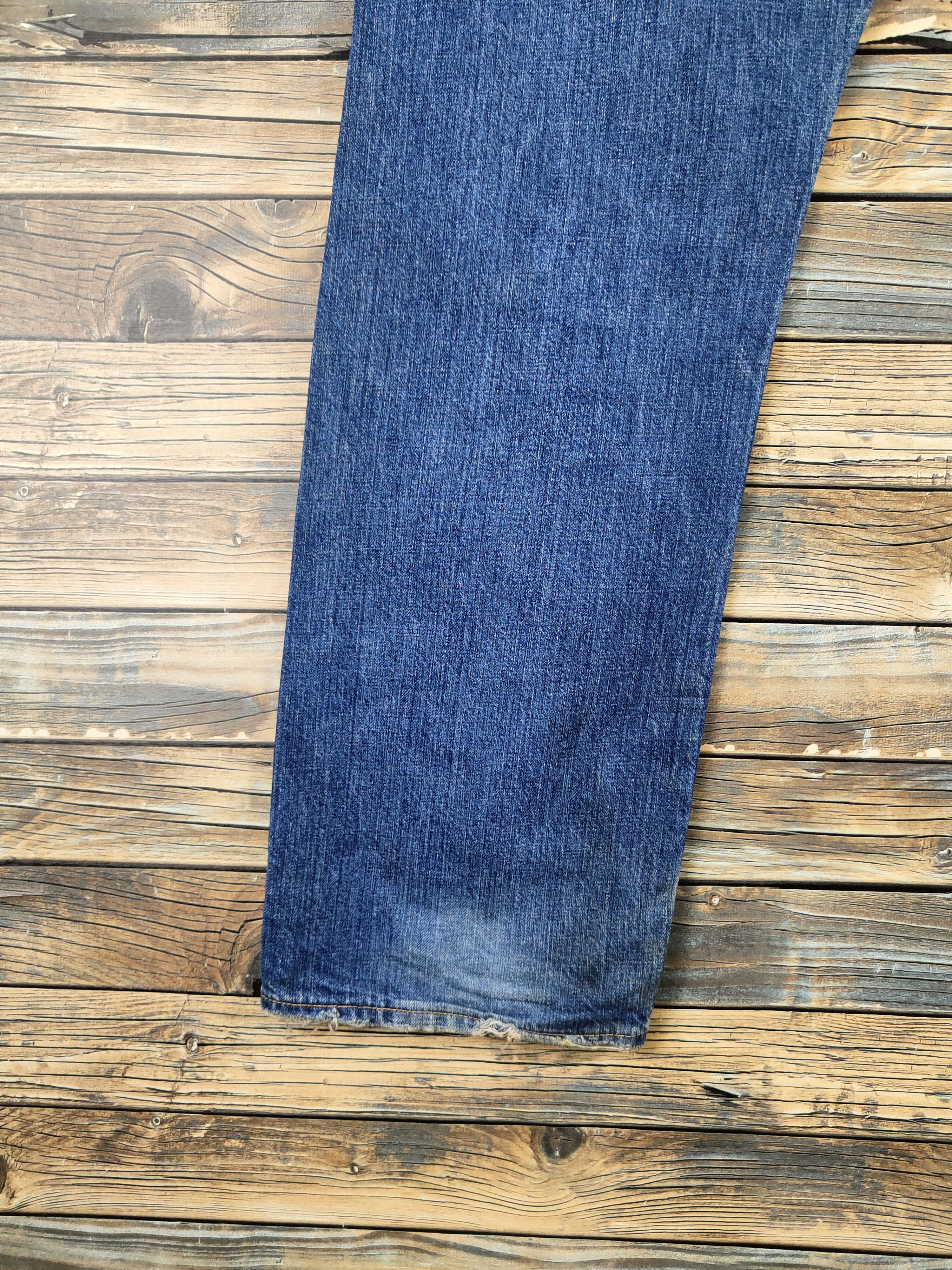 Levi's 501 Levi's Blue Distressed Ripped denim Jeans #S2834 Size US 33 - 9 Thumbnail