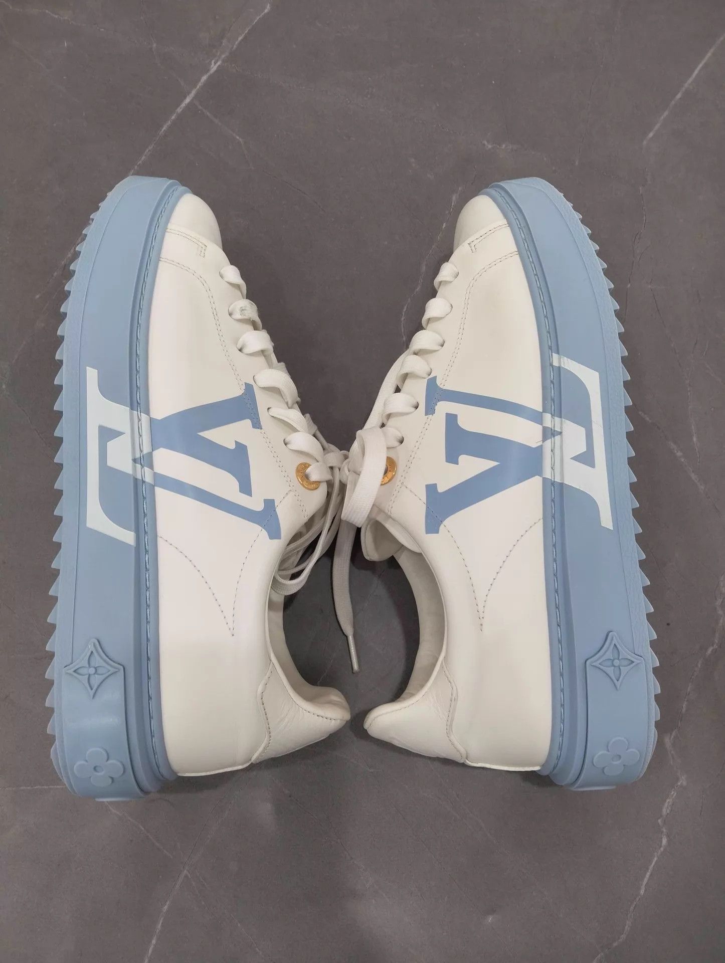 Louis Vuitton LV Time Out Lace-Up Sneaker EU 37 95 New Size US 6.5 / IT 36.5 - 3 Thumbnail