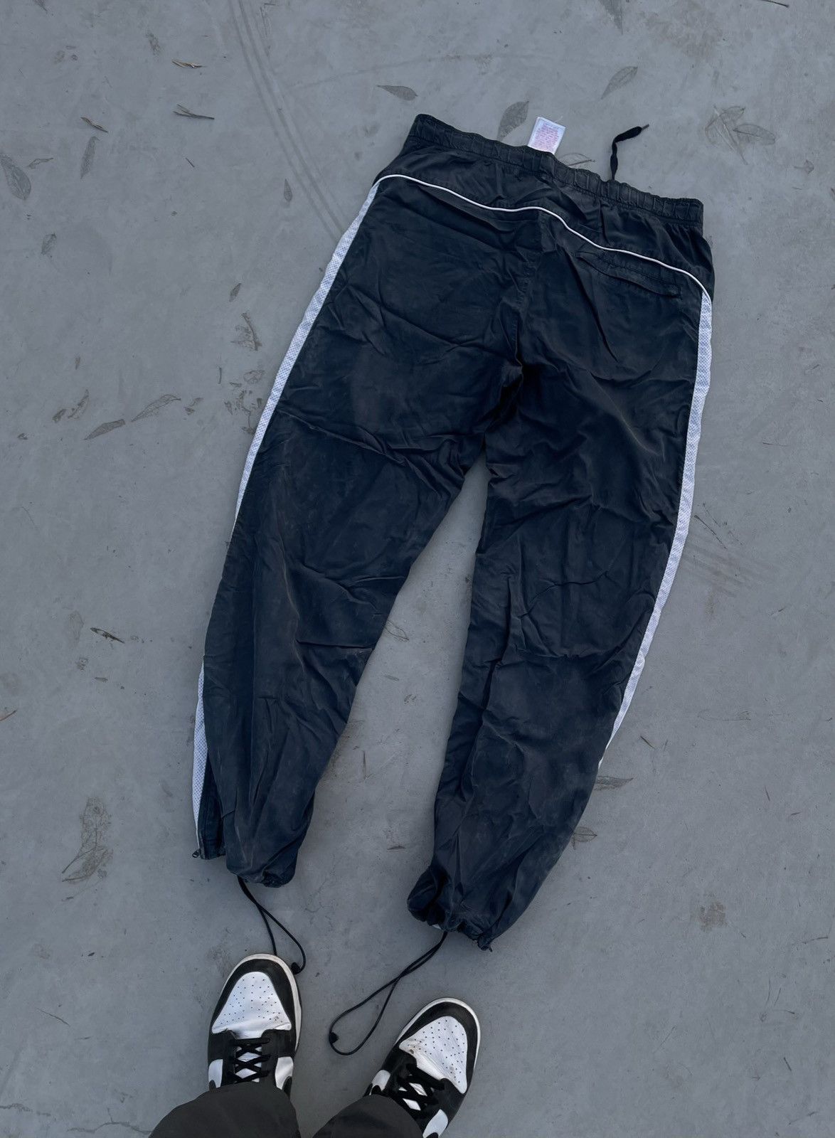 Nike Nike Vintage Dark Blue Nylon Track Pants Drill Y2K Size US 33 - 8 Thumbnail