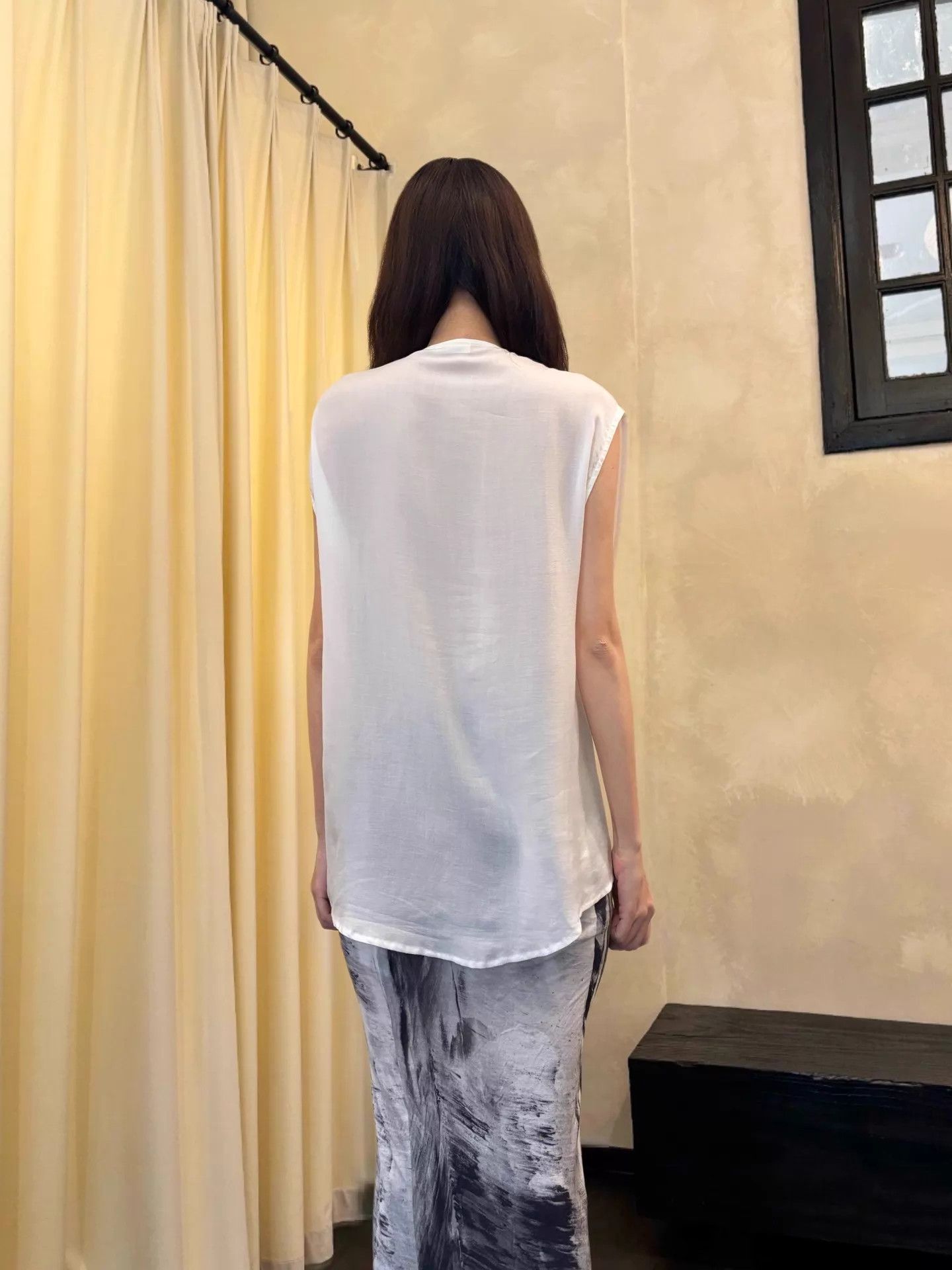 Limi Feu LIMI FEU Tencel Drop Shoulder Mock Two-Piece Draped Neck Top S Size S / US 4 / IT 40 - 8 Thumbnail