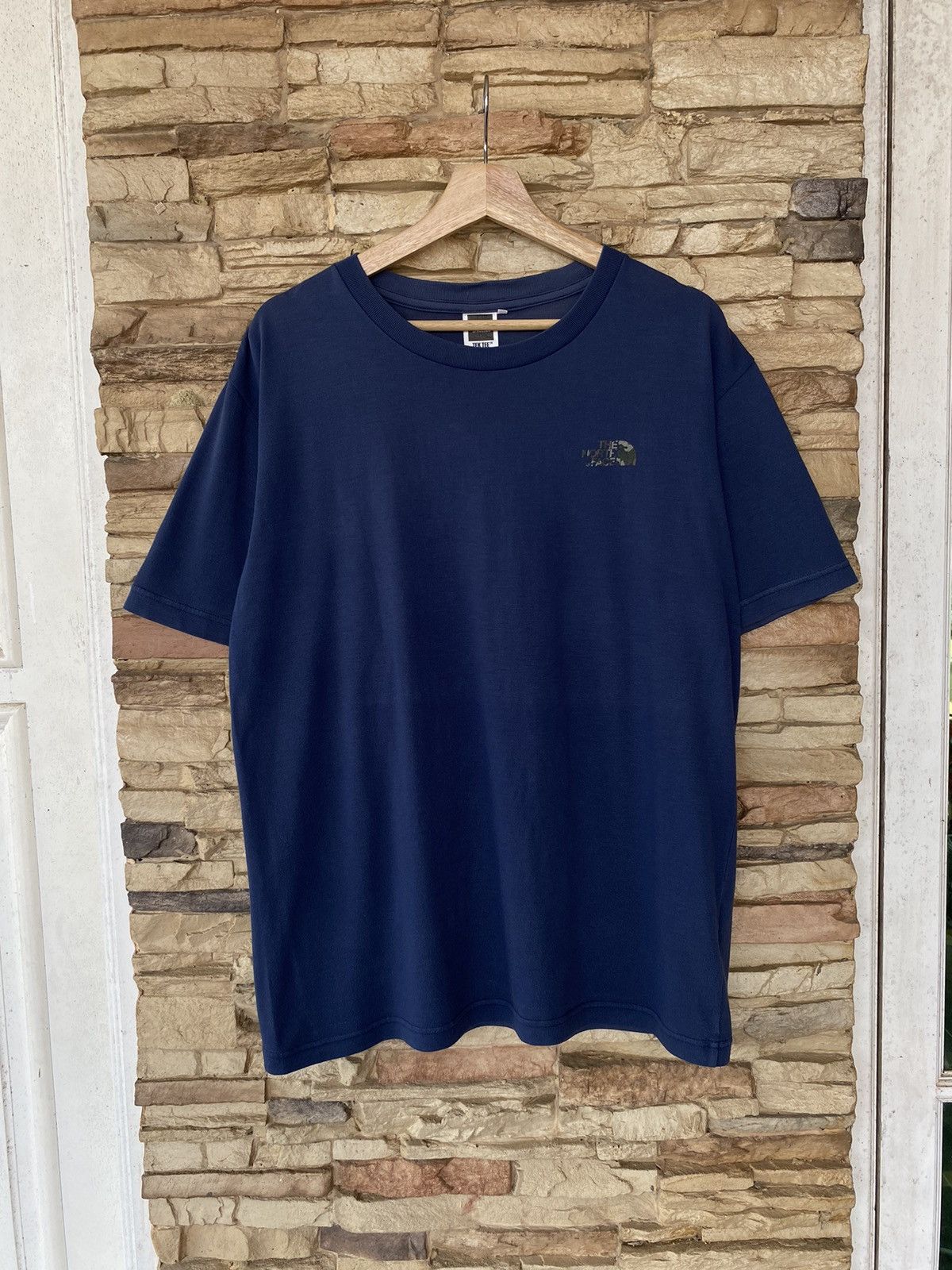 The North Face × Vintage The North Face Camo Logo Tees Size US XL / EU 56 / 4 - 2 Thumbnail