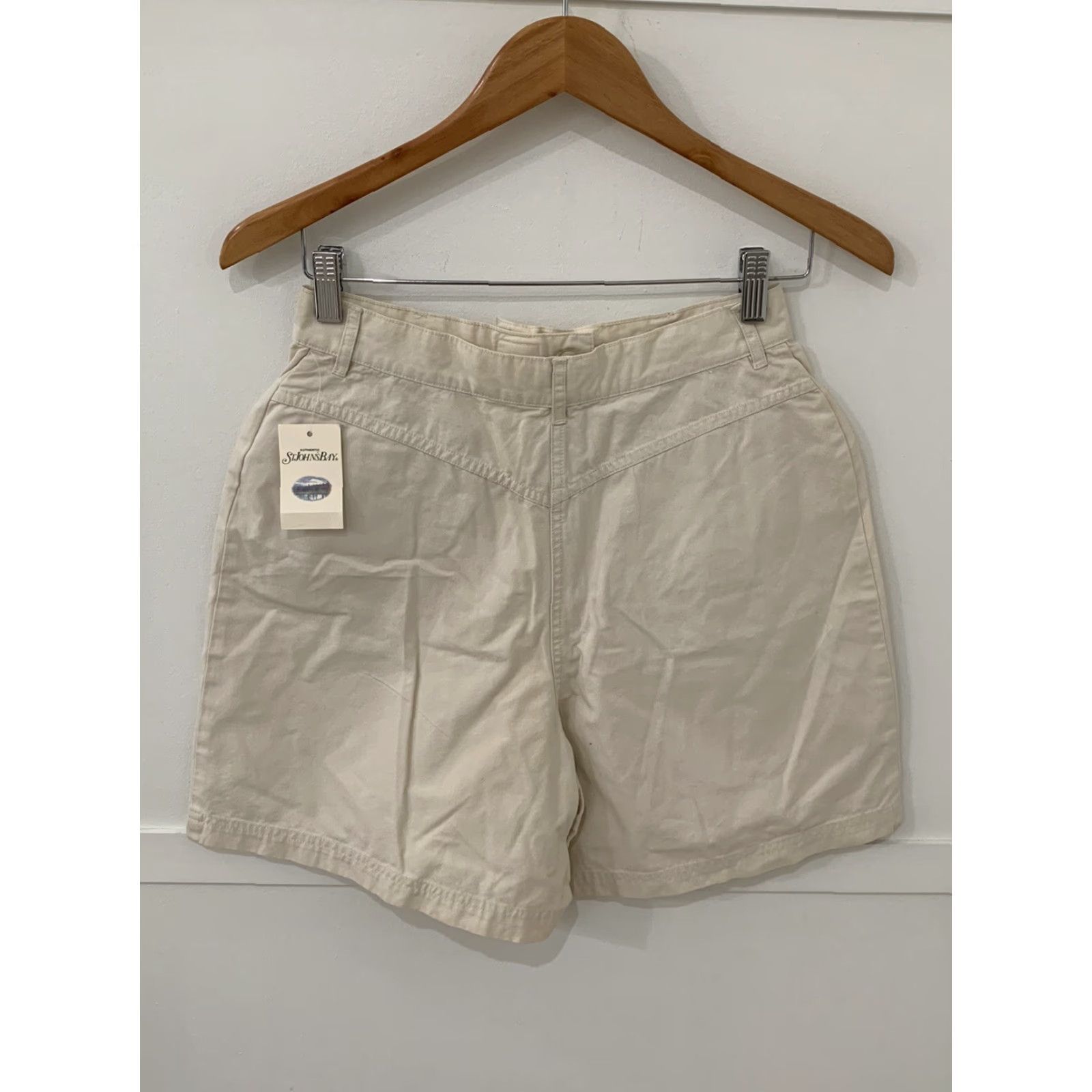 Vintage VINTAGE St. John's Bay Khaki Chino Shorts Womens Size 6 High Waisted Beige 90s Size 28" / US 6 / IT 42 - 2 Thumbnail