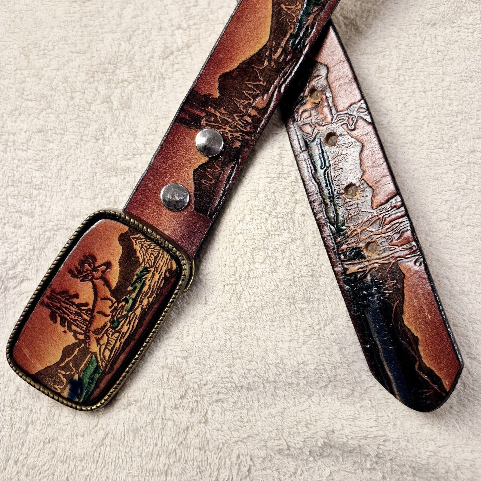 0608WEAR Vintage Buck Deer Belt 44in Buckle Genuine Leather Mountain Size 44 - 11 Thumbnail