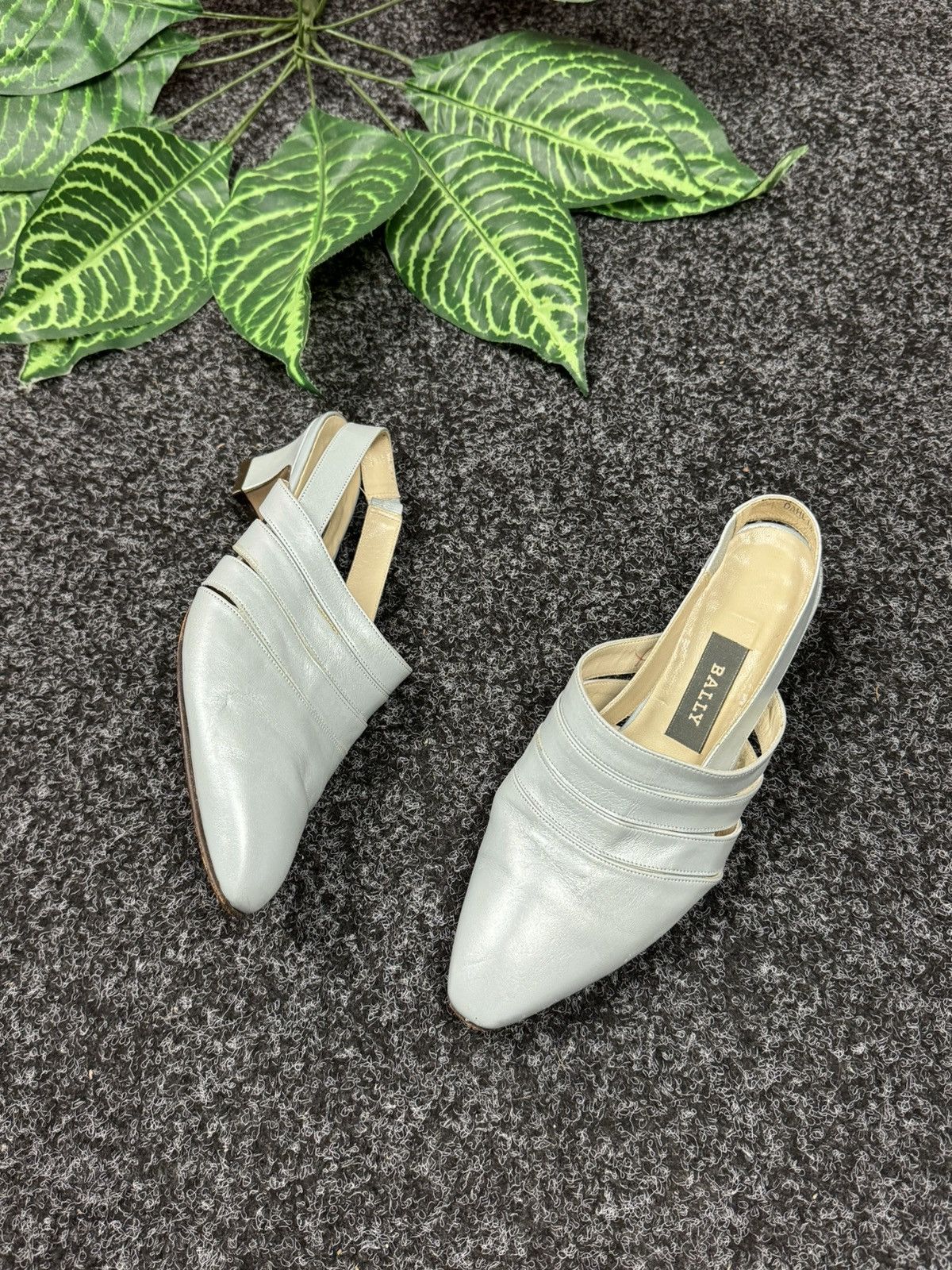Bally Women's shoes Bally Vintage Luxury Size US 8 / IT 38 - 2 Thumbnail