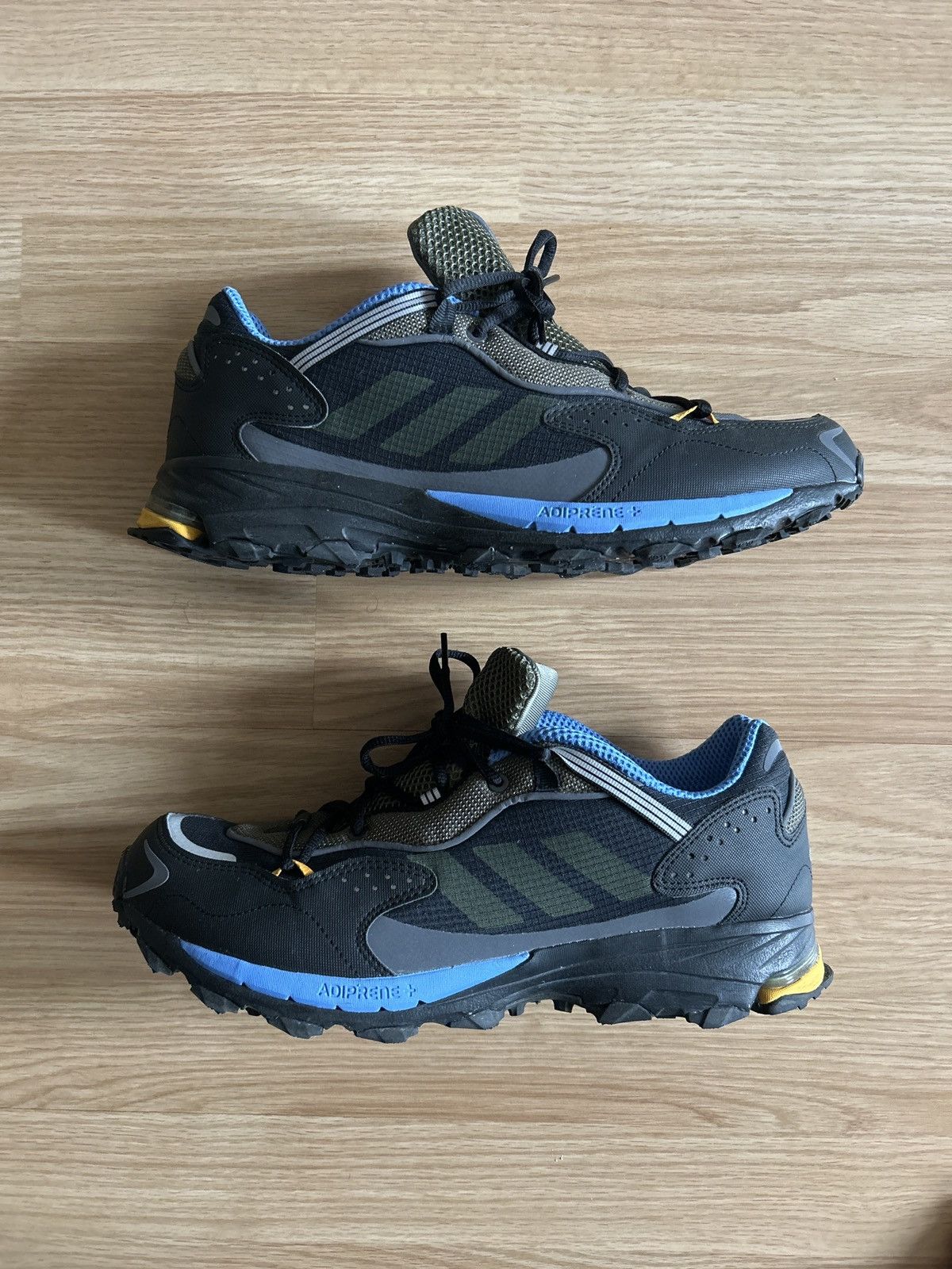Adidas Adidas Response Hoverturf Size US 12 / EU 45 - 1 Thumbnail