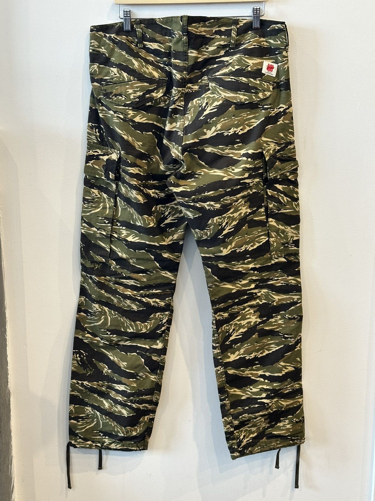 Undefeated UNDEFEATED Camo Cargo Pants 34 Size US 34 / EU 50 - 2 Thumbnail