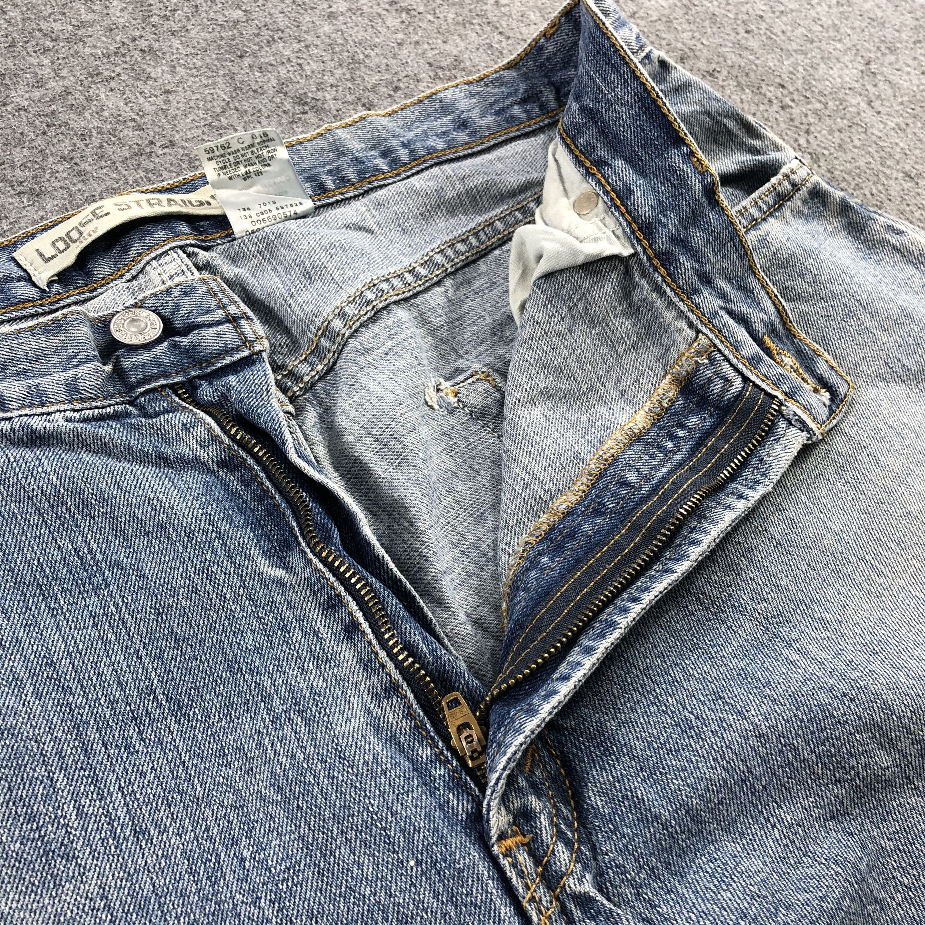 Levi's Vintage Blue Wash Levis 569 Jeans-J2237 Size US 36 / EU 52 - 10 Thumbnail