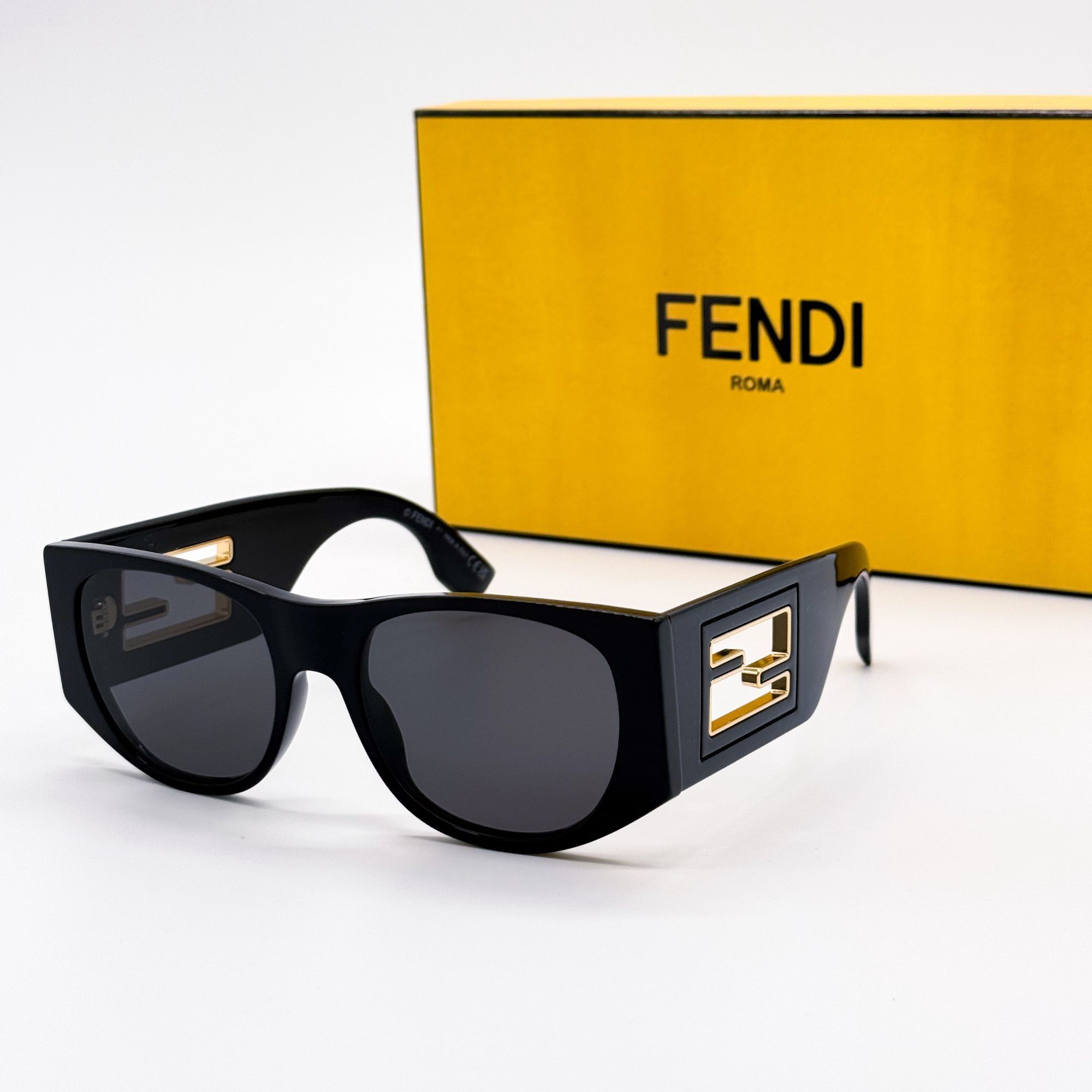 Fendi NEW FENDI FE40109I 01A SUNGLASSES BLACK WOMEN EYEWEAR Size ONE SIZE - 1 Thumbnail
