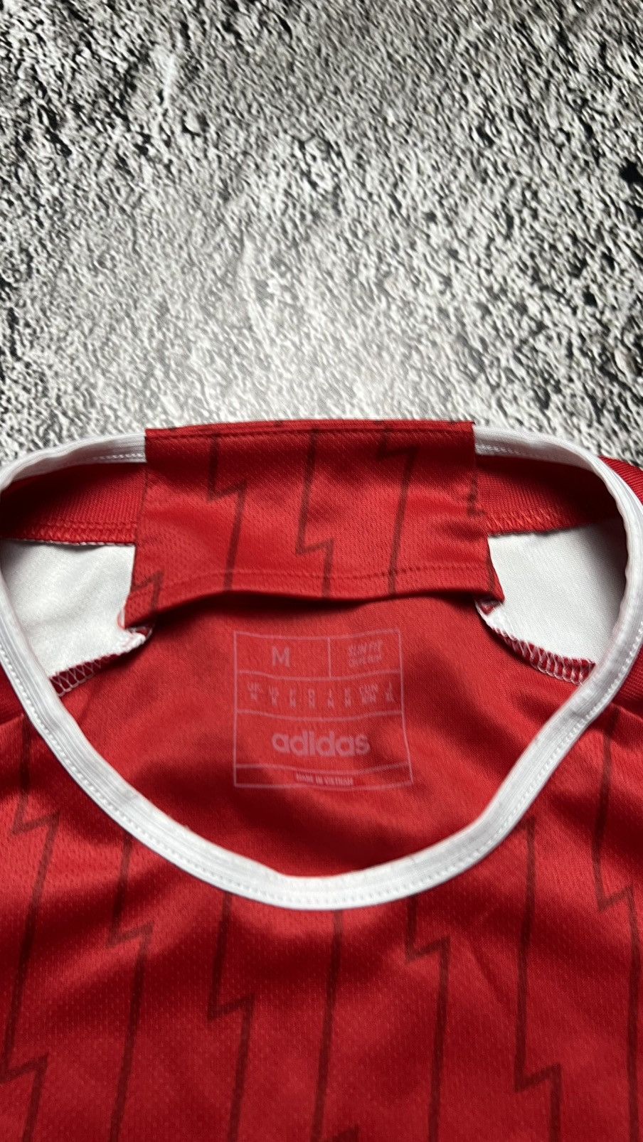 Adidas 2023-2024 Arsenal London adidas jersey Size US M / EU 48-50 / 2 - 5 Thumbnail