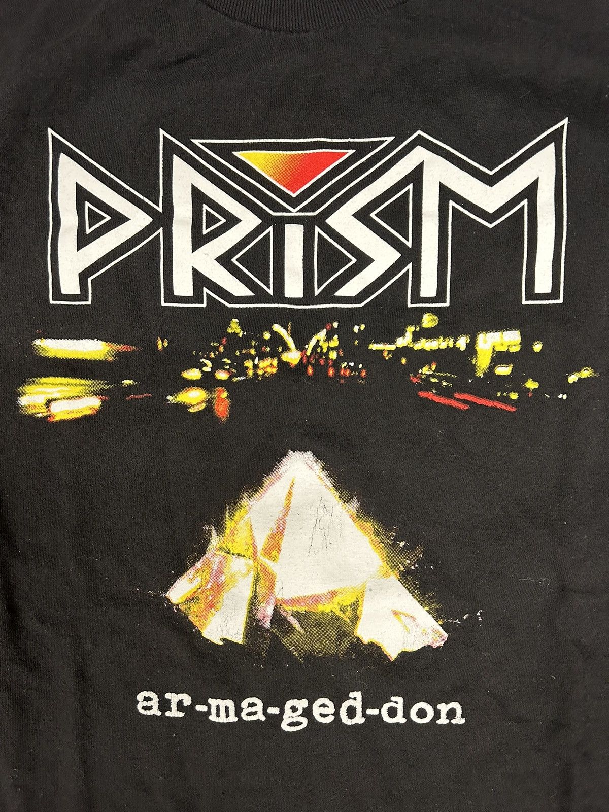 Band Tees × Vintage Crazy Vintage 90s Essential Prism Graphic Band Tee Shirt Size US L / EU 52-54 / 3 - 2 Thumbnail