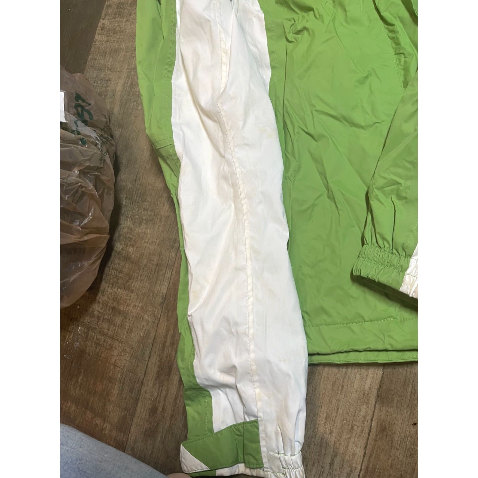 Vintage Columbia Jacket Womens Medium M Green White Hooded Full Zip Zipped Pockets Regular Sized Adult Womens Product Size M / US 6-8 / IT 42-44 - 3 Thumbnail