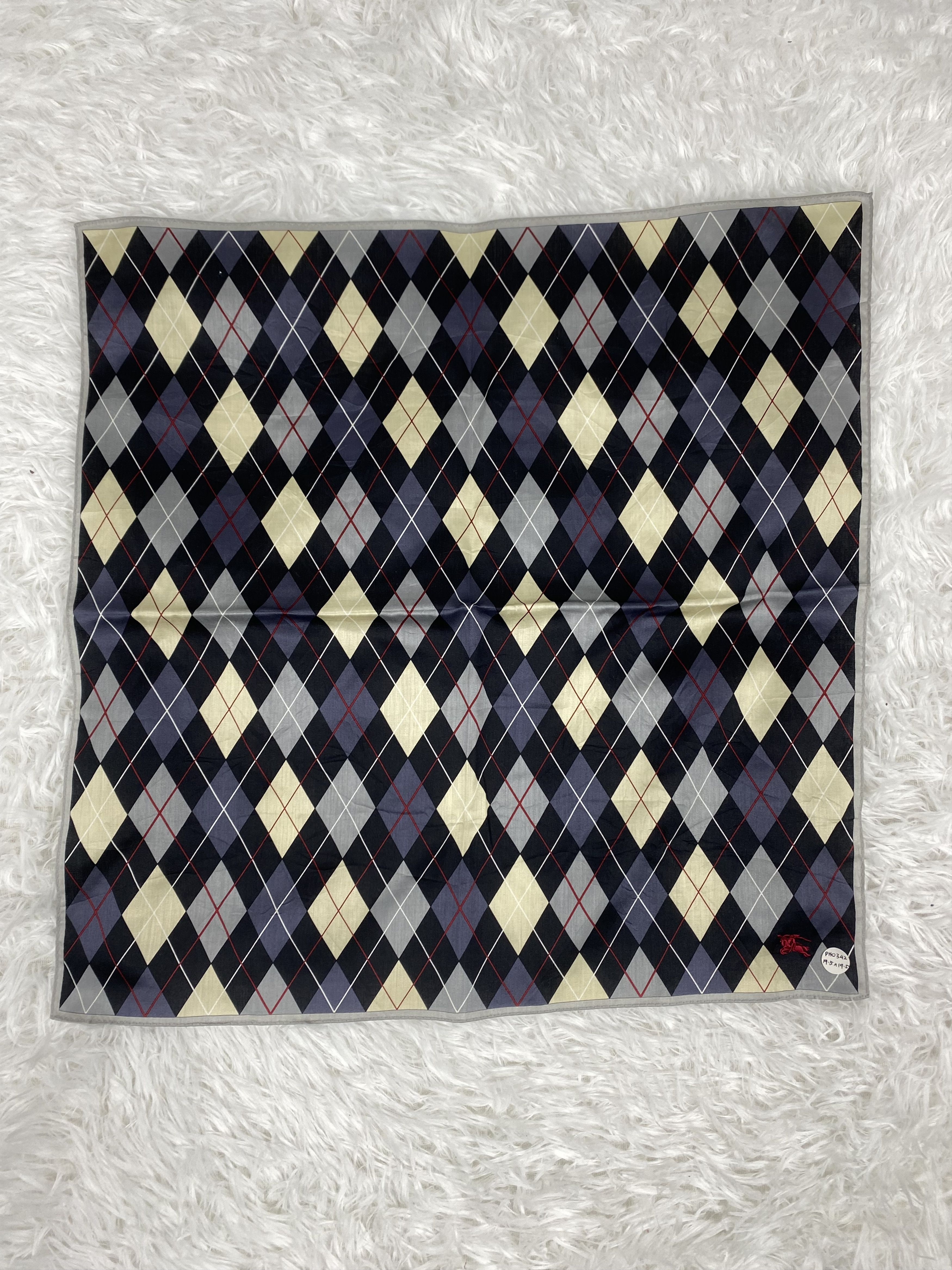 Burberry Vintage Burberry Handkerchief Neckerchief PH0342 Size ONE SIZE - 3 Thumbnail