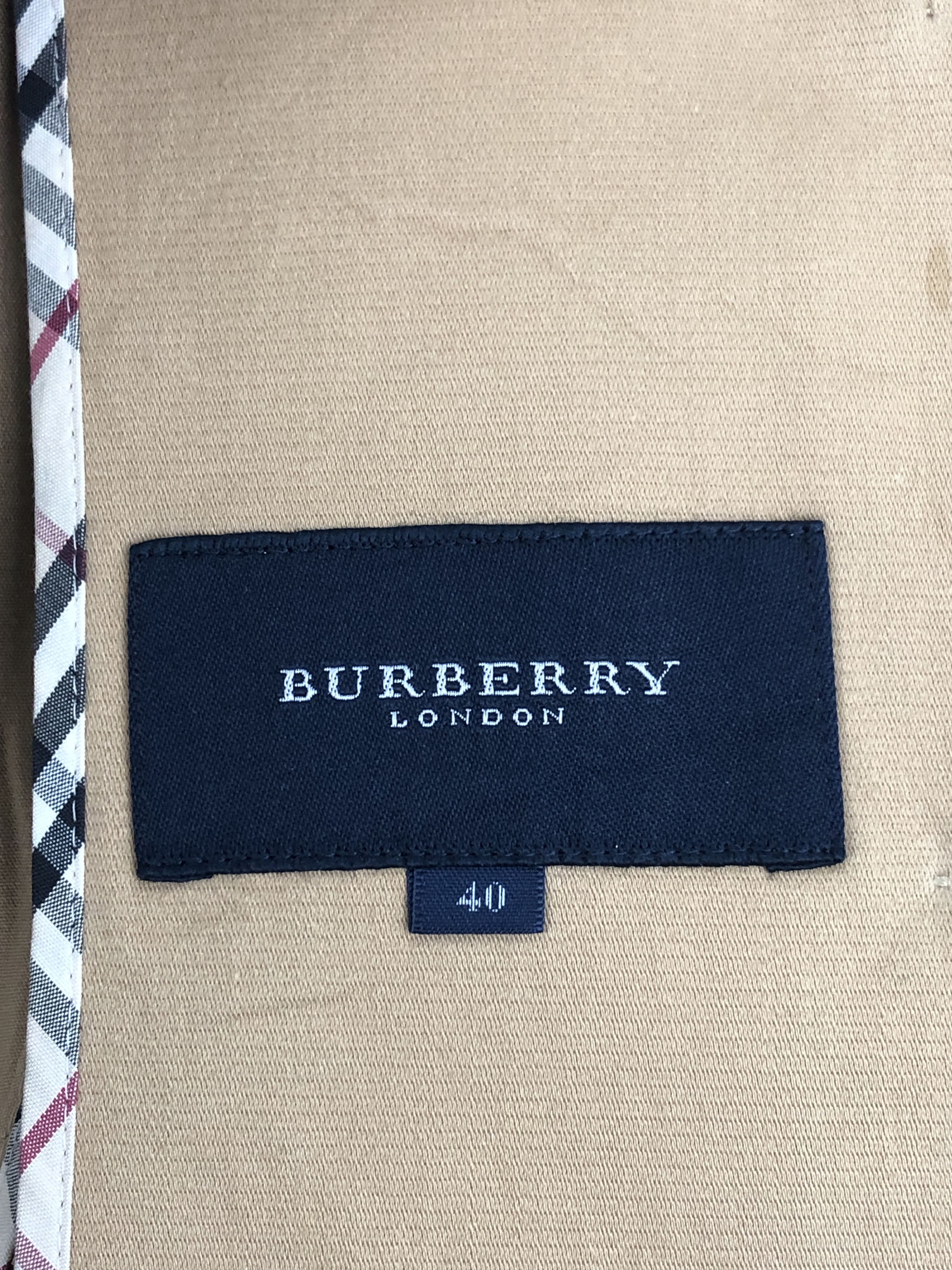 Burberry Vintage Burberry London Button Up Blazer Jacket JA0030 Size US XS / EU 42 / 0 - 5 Thumbnail