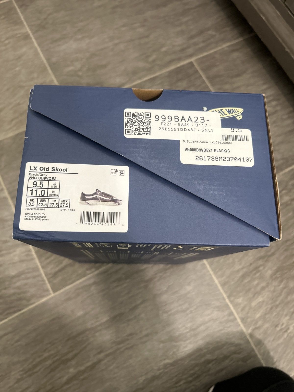 Vans Vans LX Old Skool Size US 9.5 / EU 42-43 - 2 Thumbnail