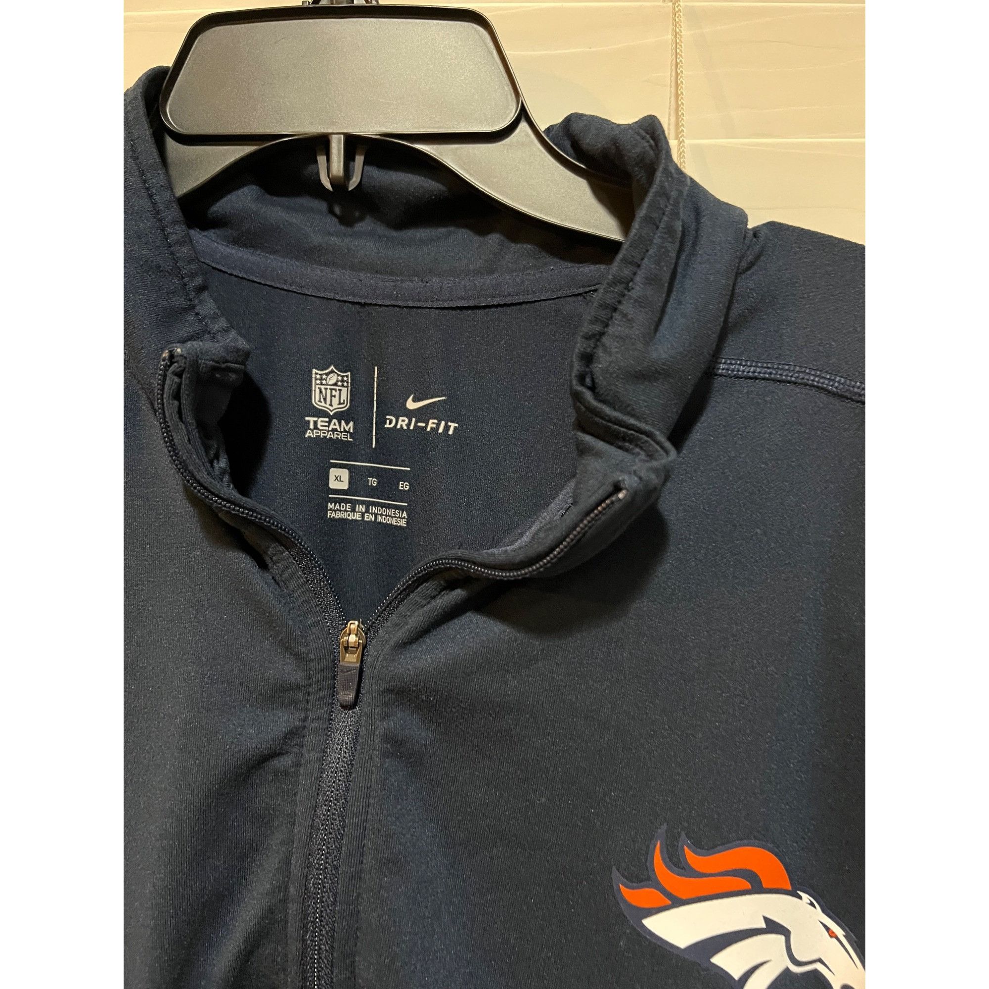 Nike Nike Denver Broncos 1/4 Zip Pullover - Size XL Size US XL / EU 56 / 4 - 2 Thumbnail