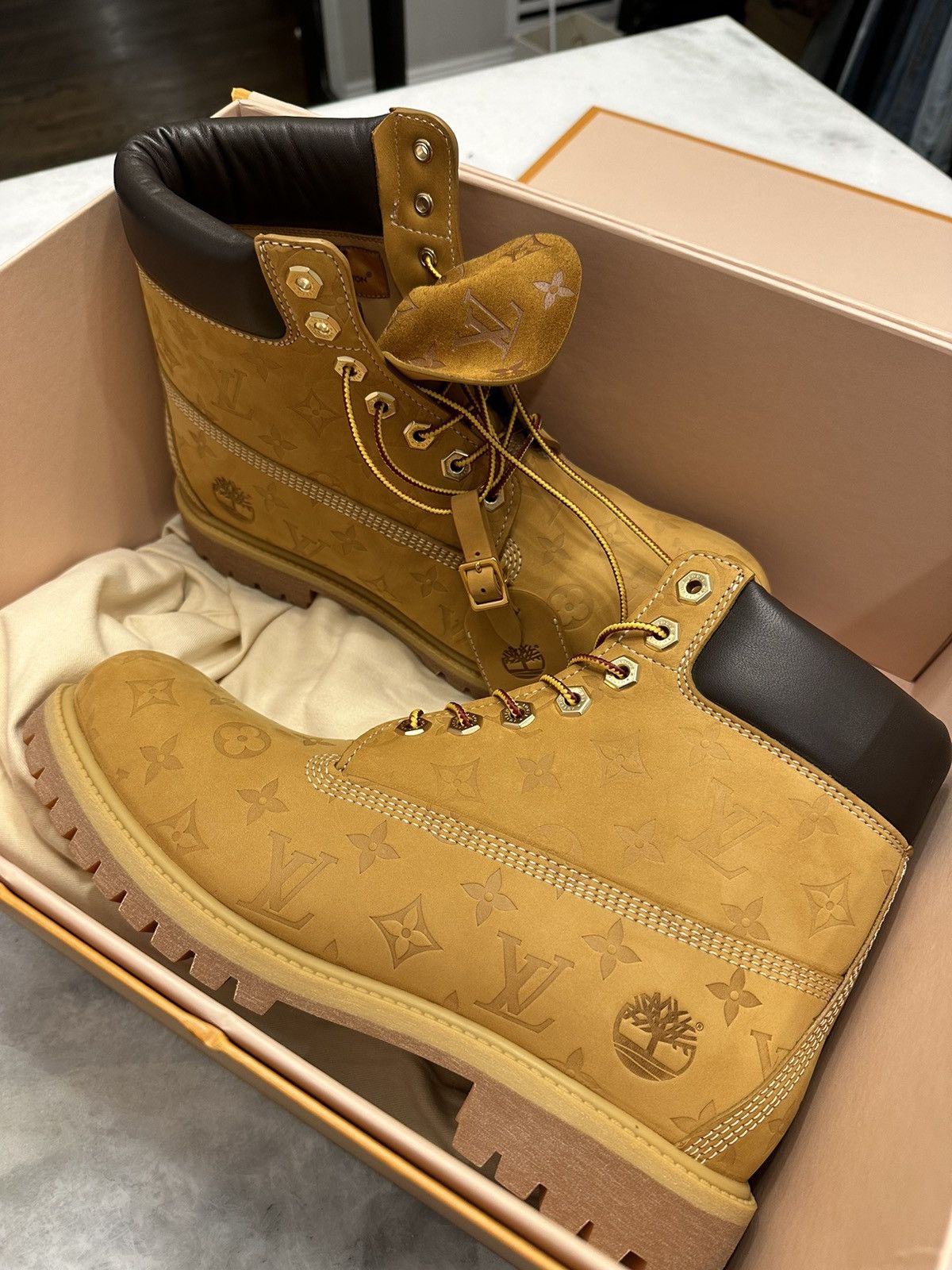 Louis Vuitton × Pharrell × Timberland Louis Vuitton X Louis Vuitton × Pharrell × Timberland Louis Vuitton X