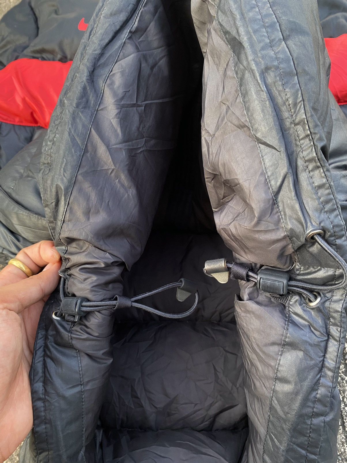 Nike Vintage Nike Puffer Jacket ManU Size US L / EU 52-54 / 3 - 10 Thumbnail